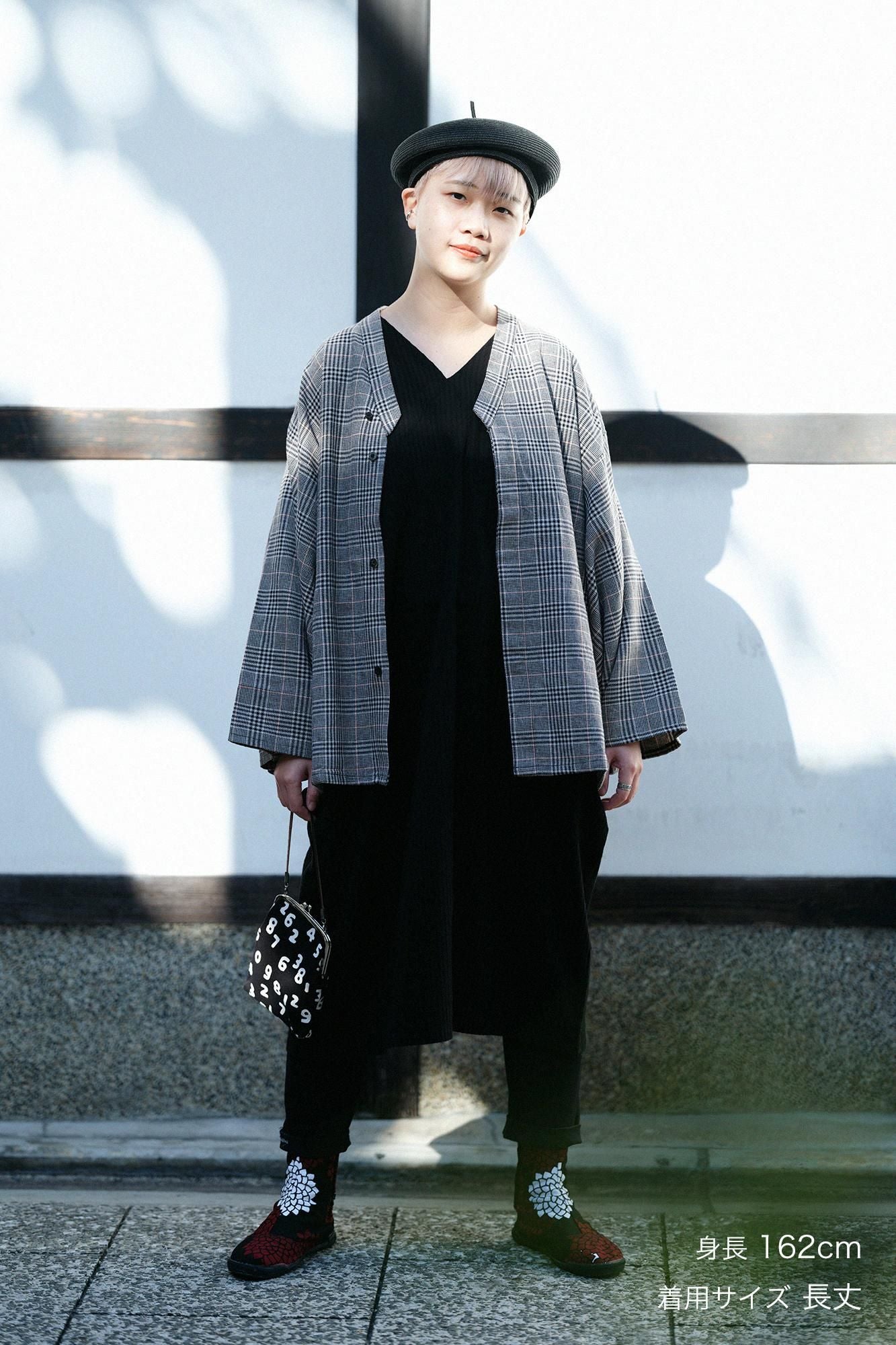 高島縮棉40/20 空羽 V領長方形洋裝 七分袖／黑色