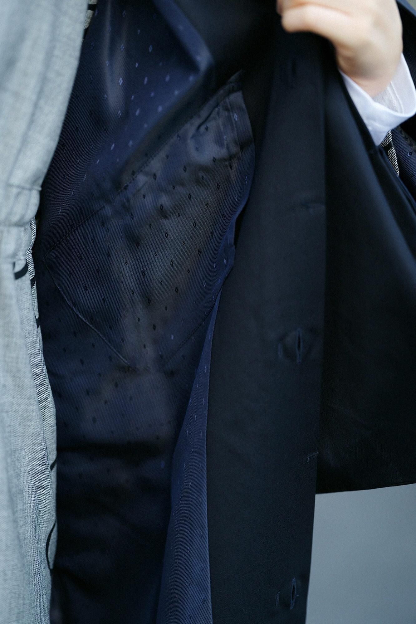 【官網限定】撥水斜紋織（對不起斜紋織） 圓領方袖外套（enryogaitou）/暗藍色