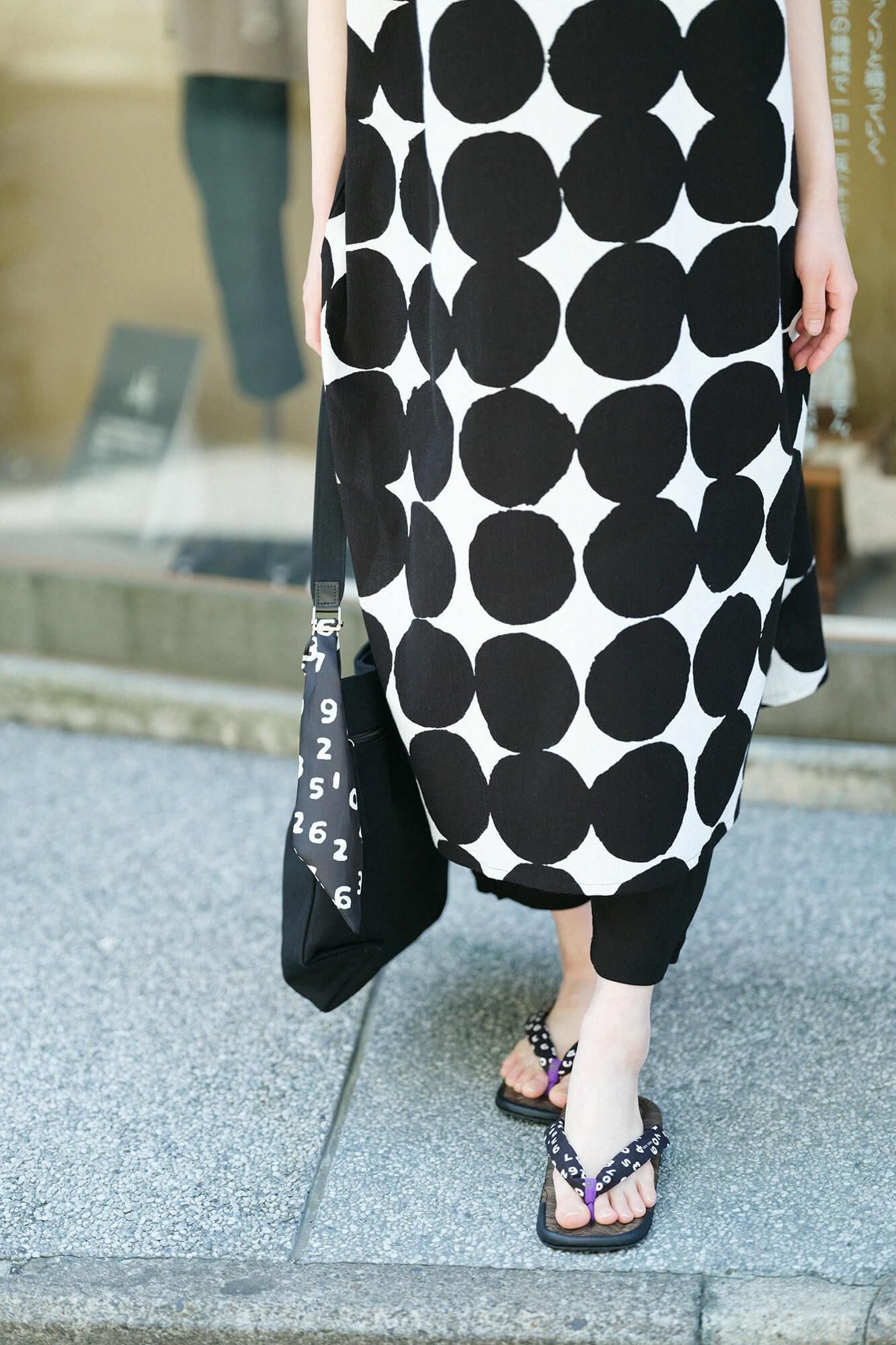 타카시마치지미 20/20 직사각형 원피스 Kumi(쿠미) 밑단무늬(스소모뇨)/검은색(습윤색)×오하지키 (대)