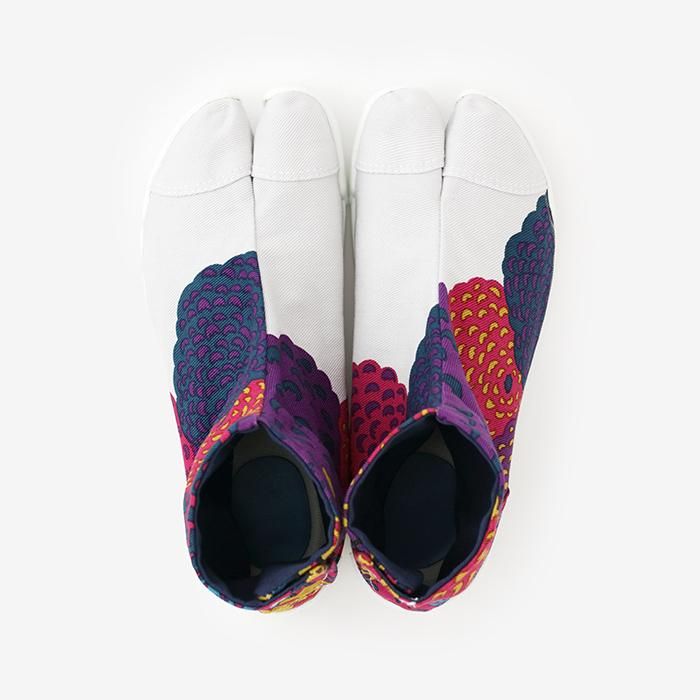 5 tabi tabi with crotch/ponpon dahlia