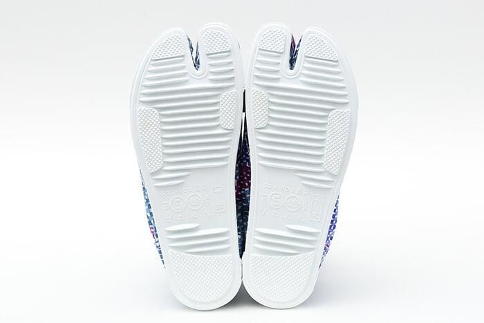 5 tabi tabi with crotch/ponpon dahlia