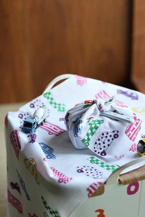 Isemomen Cotton Textile Handkerchief / Car