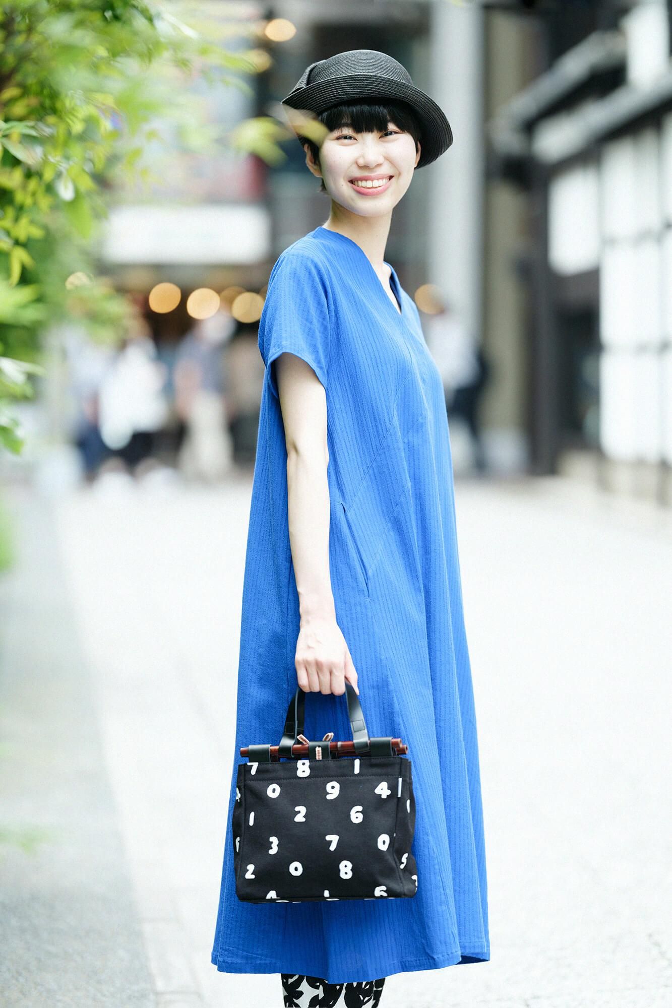 高島縮 40/20 空羽（あきは） 抜衿涼衣（ぬきえりりょうい）／瑠璃色（るりいろ）