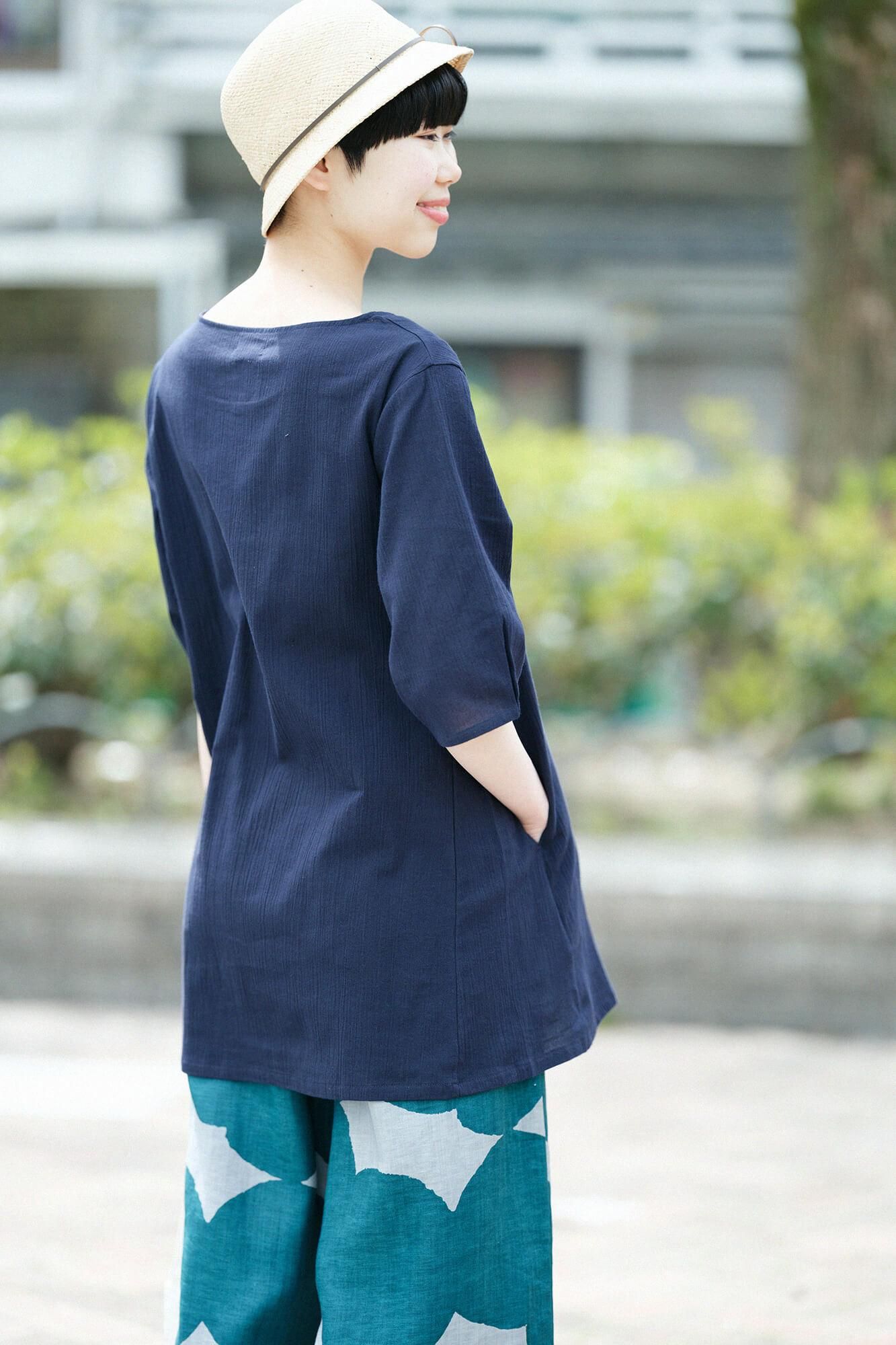 Chizimi Cotton 20/20 Elbow Length Sleeve Tunic / Dark Blue