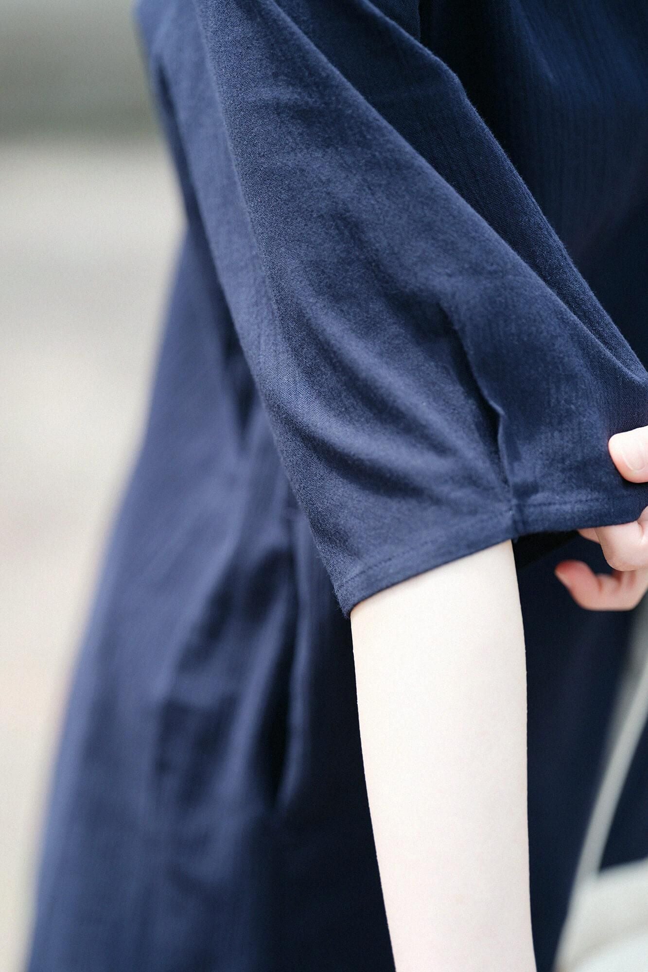 Chizimi Cotton 20/20 Elbow Length Sleeve Tunic / Dark Blue