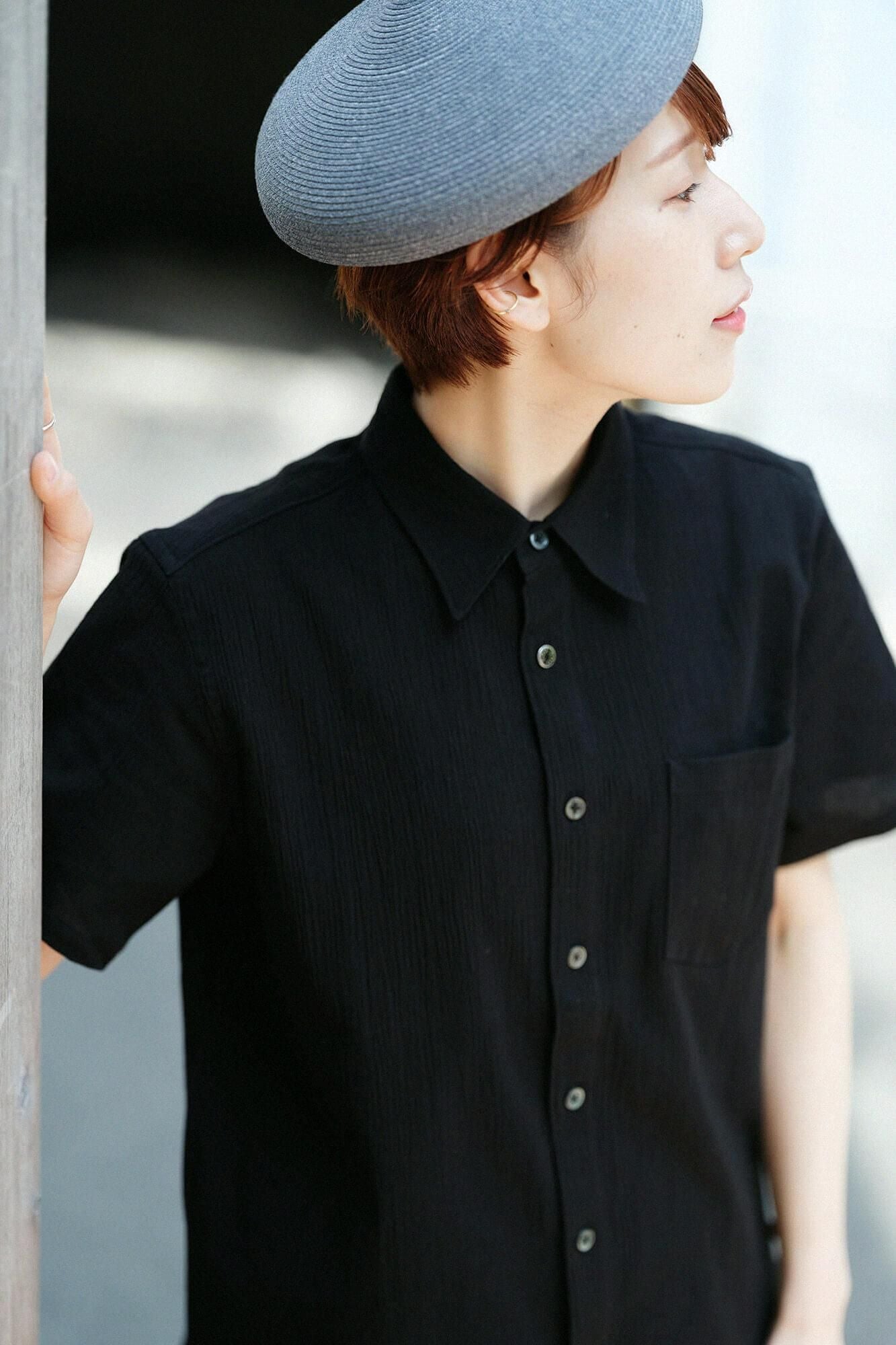 高島縮 20/20 半袖シャツ／濡羽色（ぬればいろ）