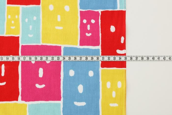 Textile sold in cuts (Isemomen Cotton Handkerchief) / Smile Faces Five-colored＜50cm＞