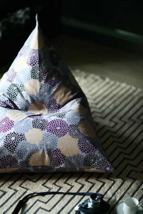 靠墊座椅子／全菊 重陽（choyo）[※交貨大約需要3週]