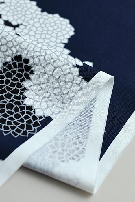 Textile selling (No. 8 sailcloth)/Chrysanthemum in Clouds（Chrysanthemum in Clouds)＜50cm＞