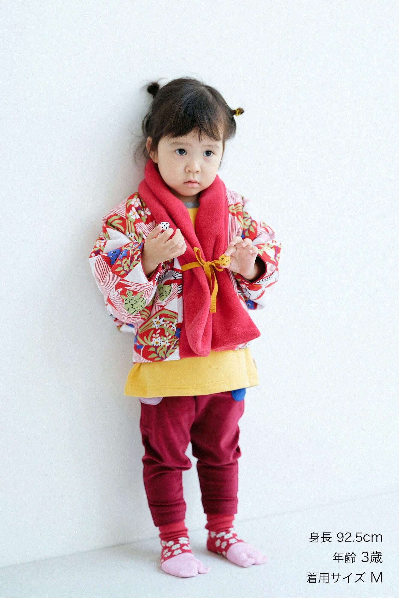 ●플리스 어린이 모지리 소데／빨간색×이와이비시츠나기