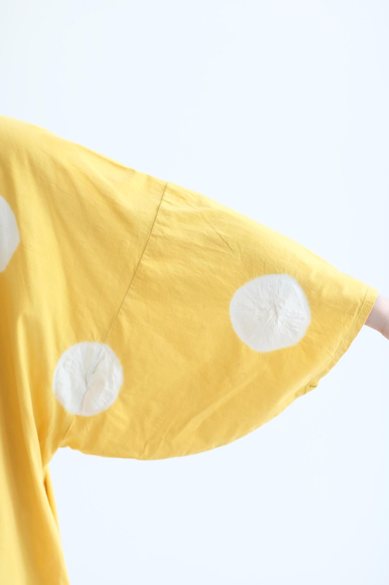 田端紮染 高領圓弧袖長方形洋裝／大圓點 淡黃色×乳白色