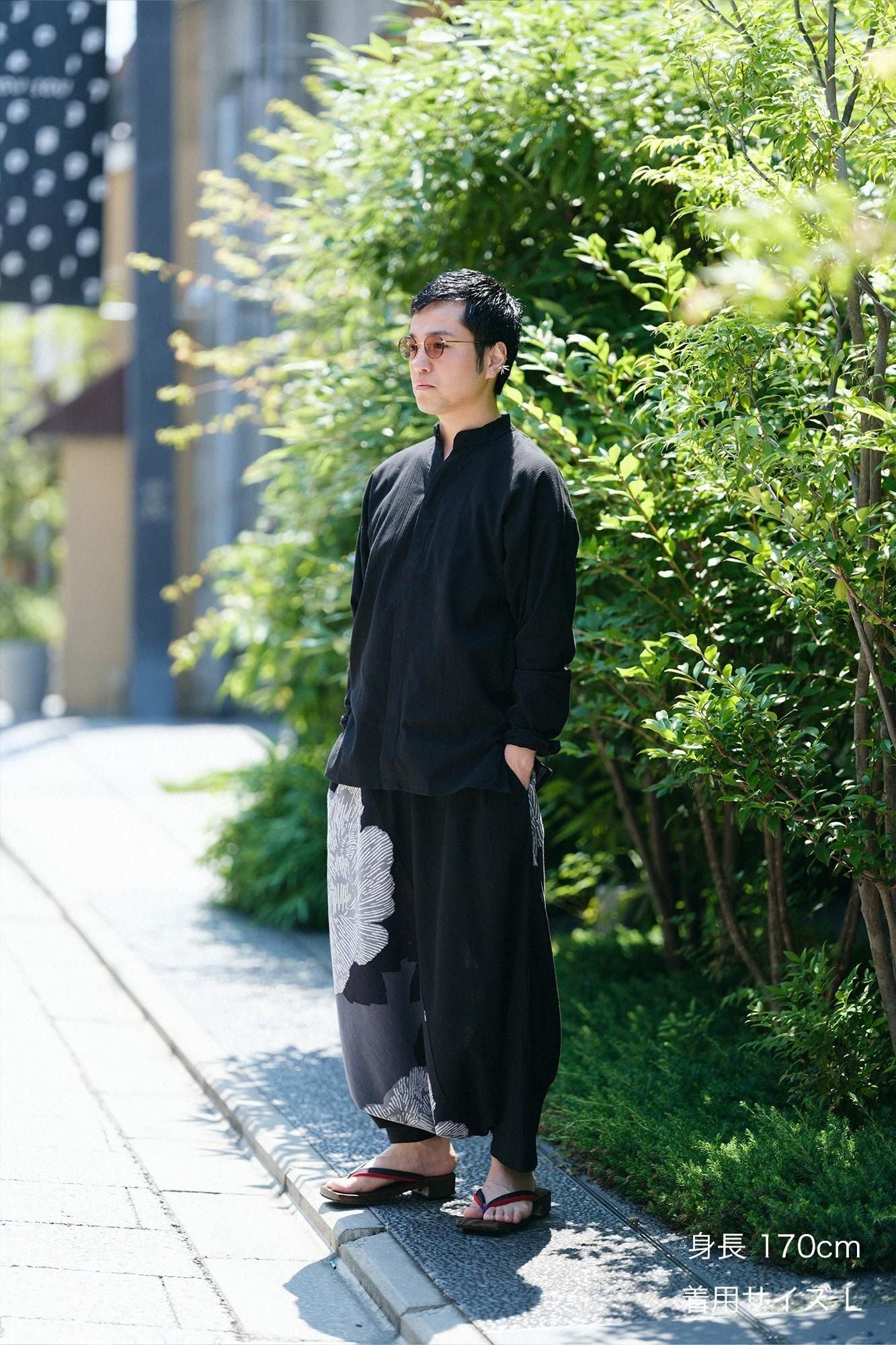 高島縮 20/20 立衿（たちえり） 筒袖襯衣（つつそでしんい）／濡羽色（ぬればいろ）