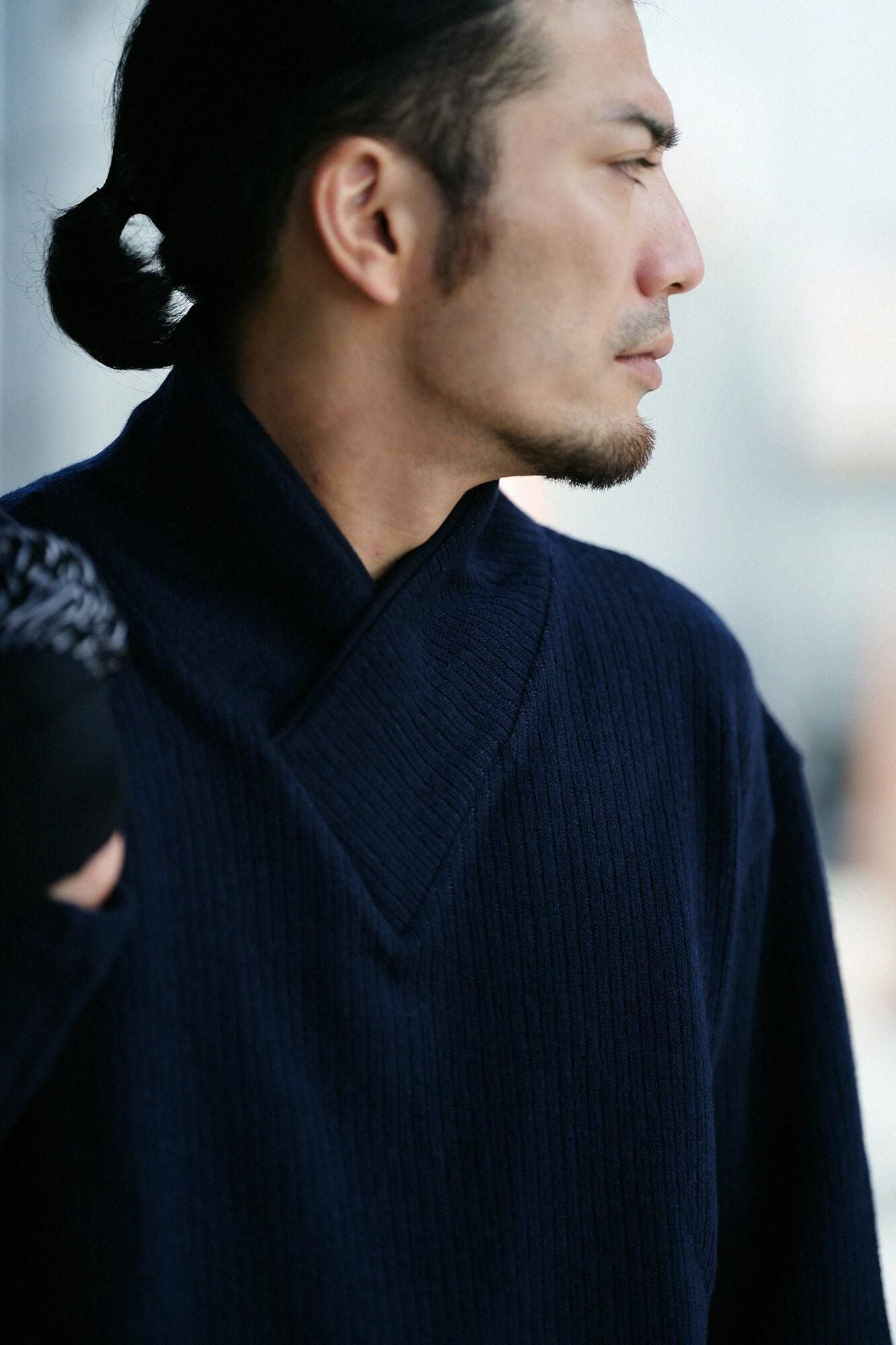 【官網限定】棉毛雙層編半衿秋聲 高領上衣/深藍色