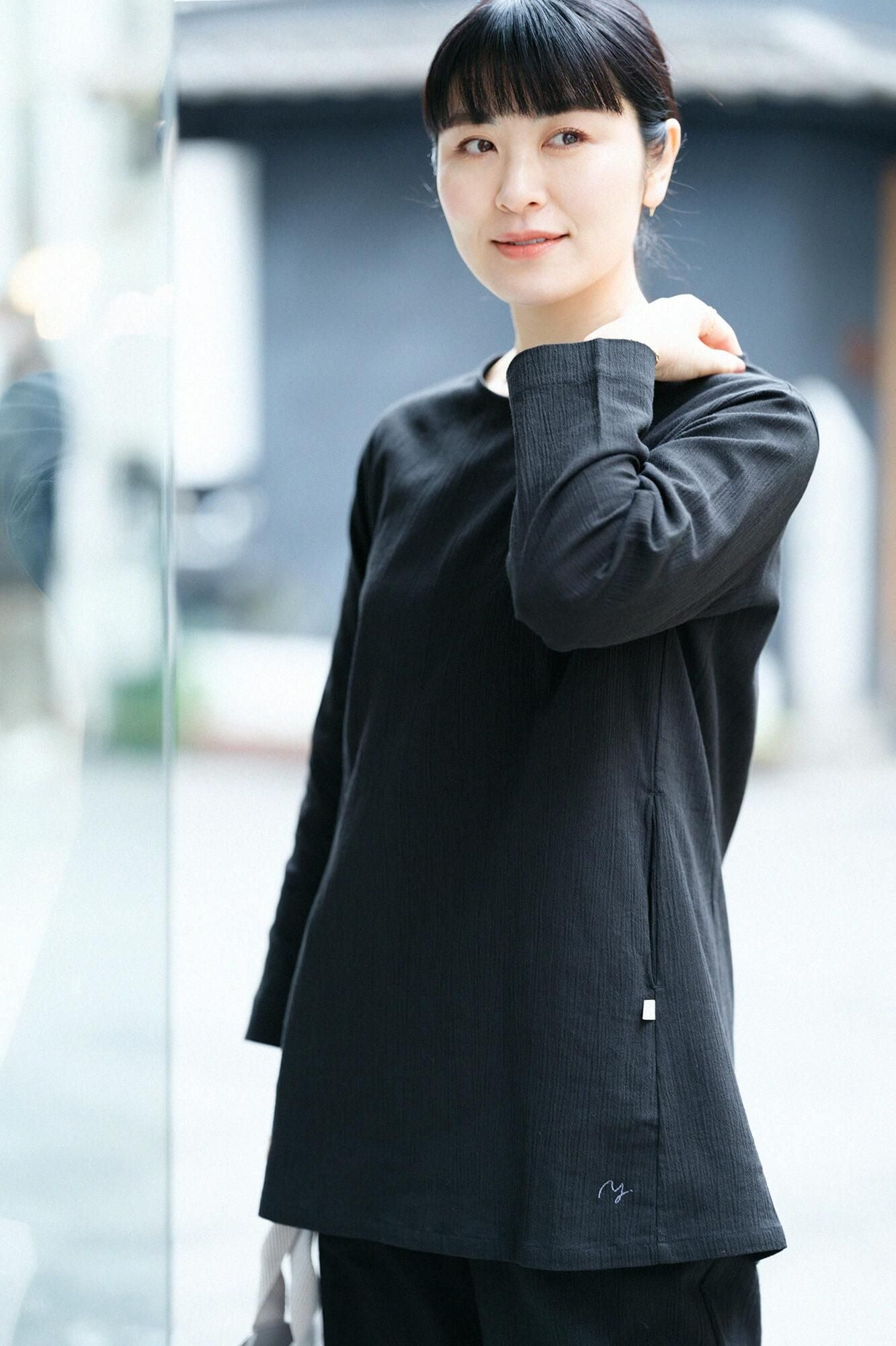 Chizimi Cotton 20/20 Long Sleeve Tunic / Black