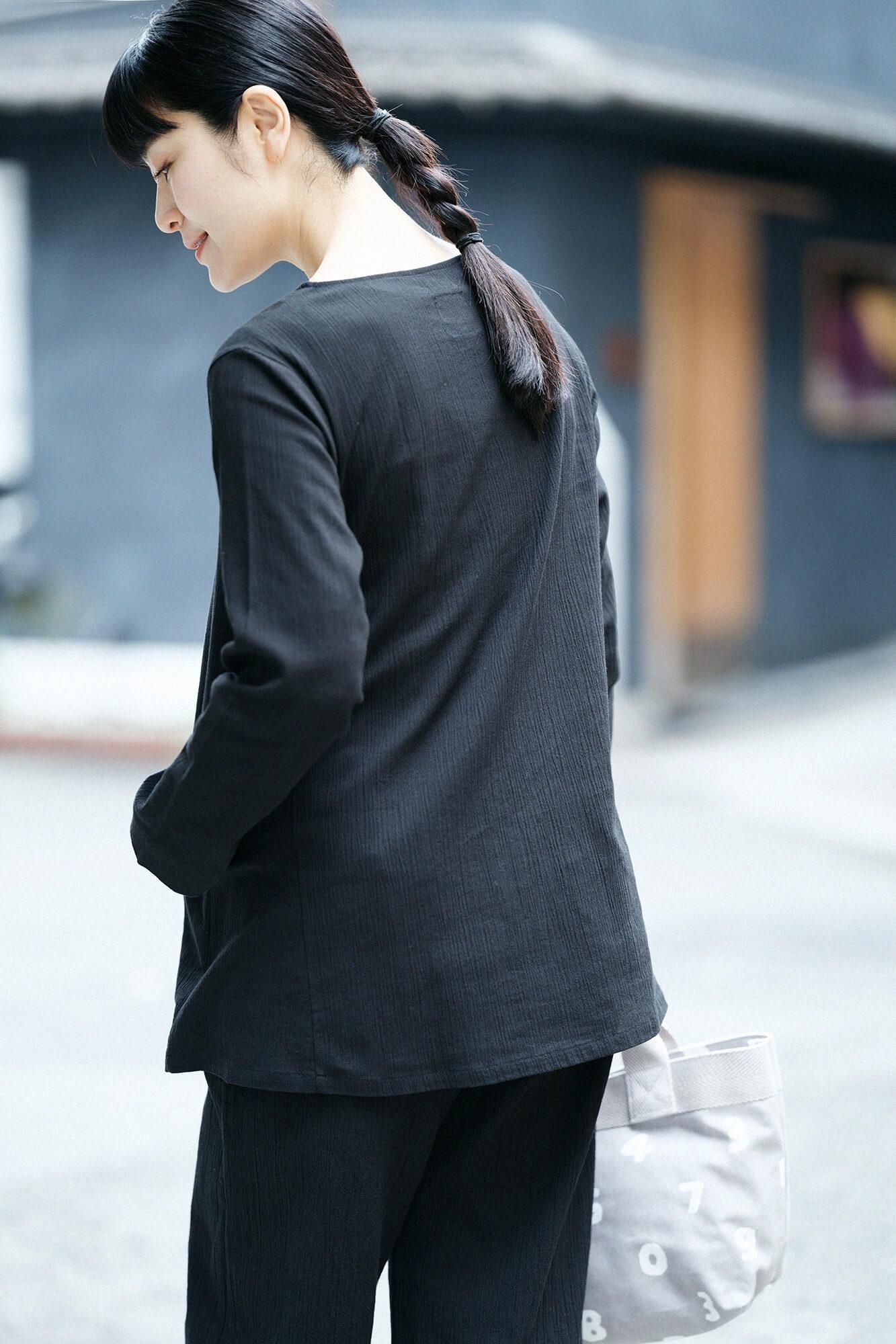 Chizimi Cotton 20/20 Long Sleeve Tunic / Black