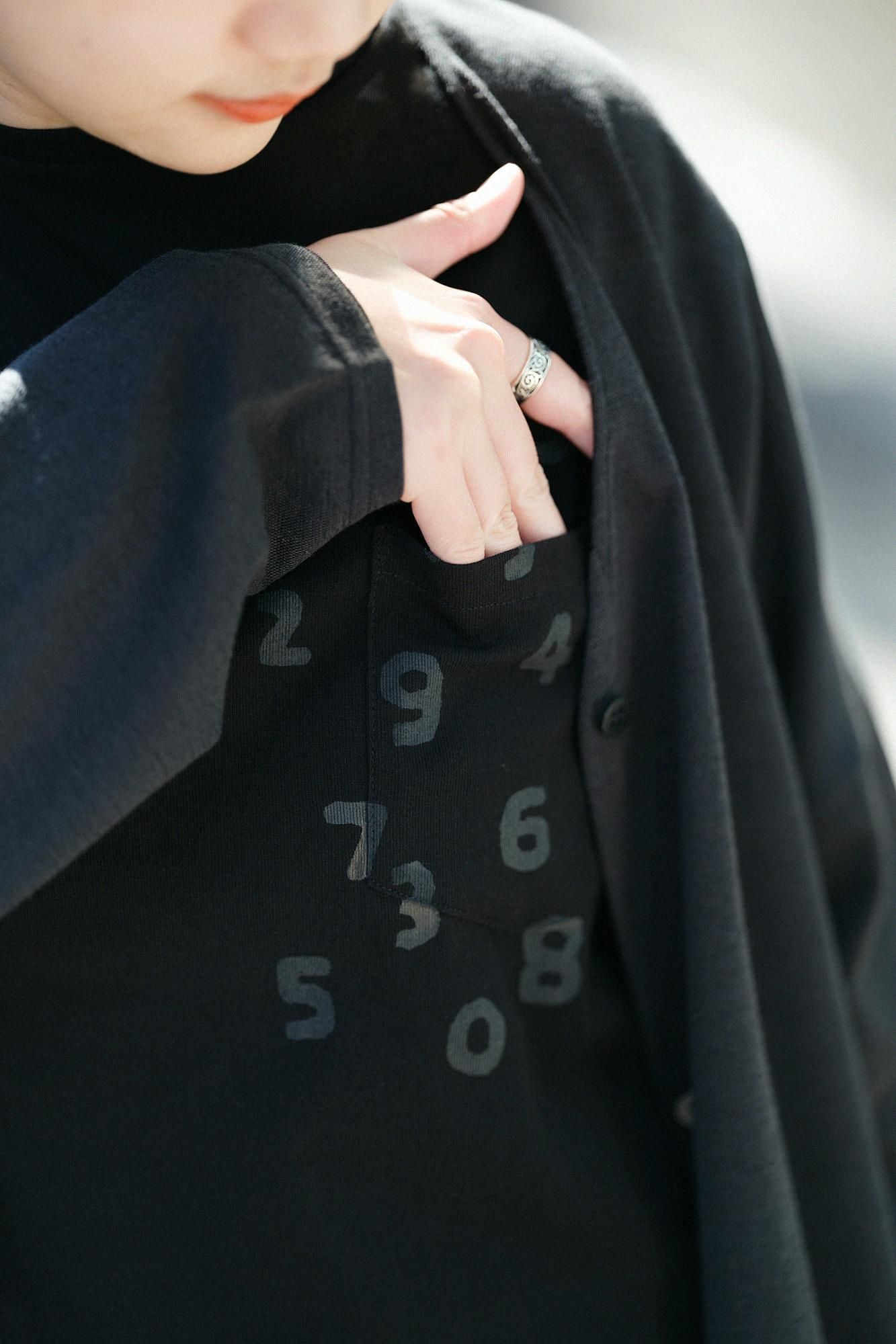 Chizimi Cotton 40/40 Long Sleeve Pocket T-shirt / Black × SO-SU-U Kon