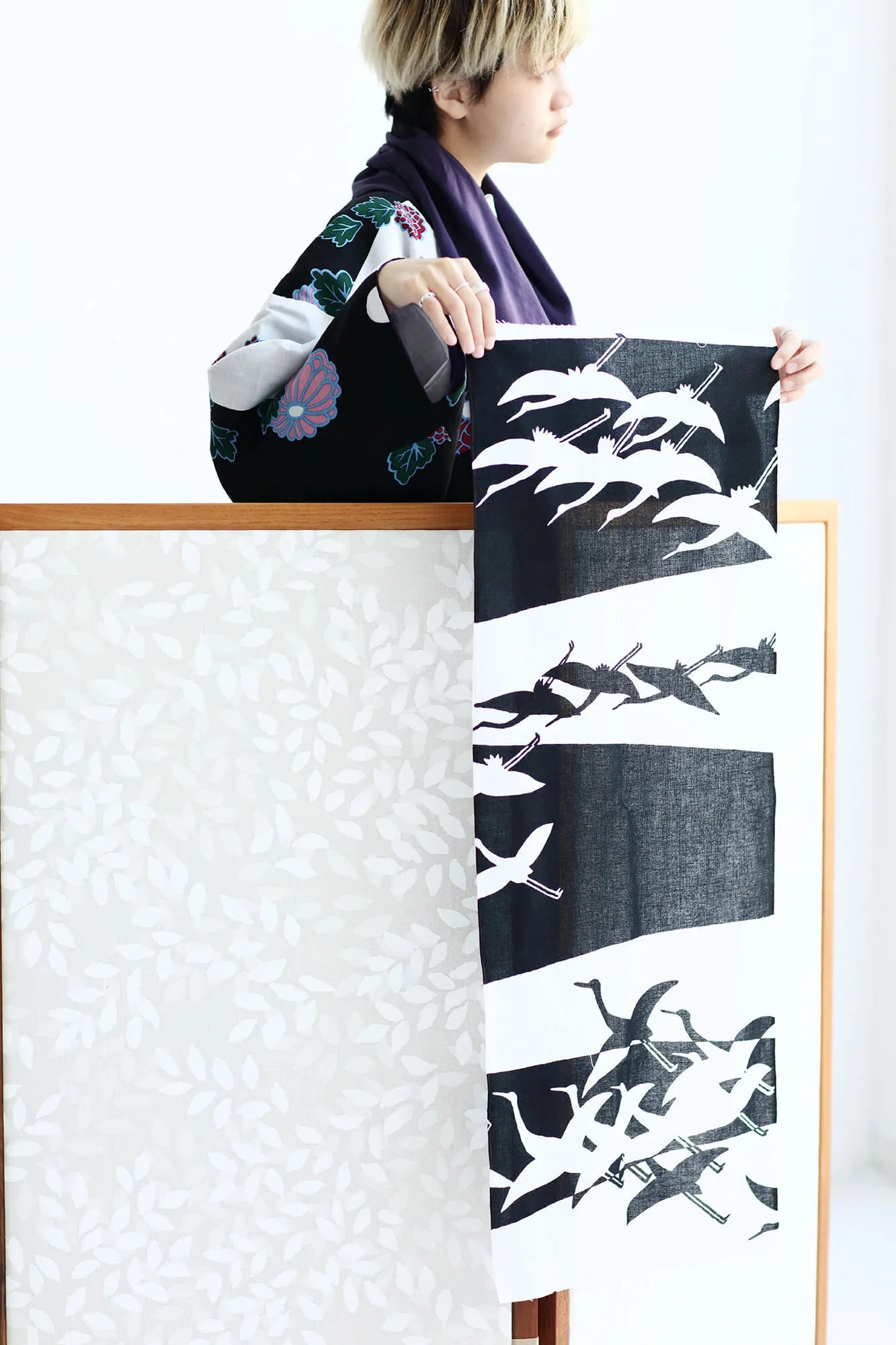 伊勢木綿 textile手ぬぐい／鶴（つる）