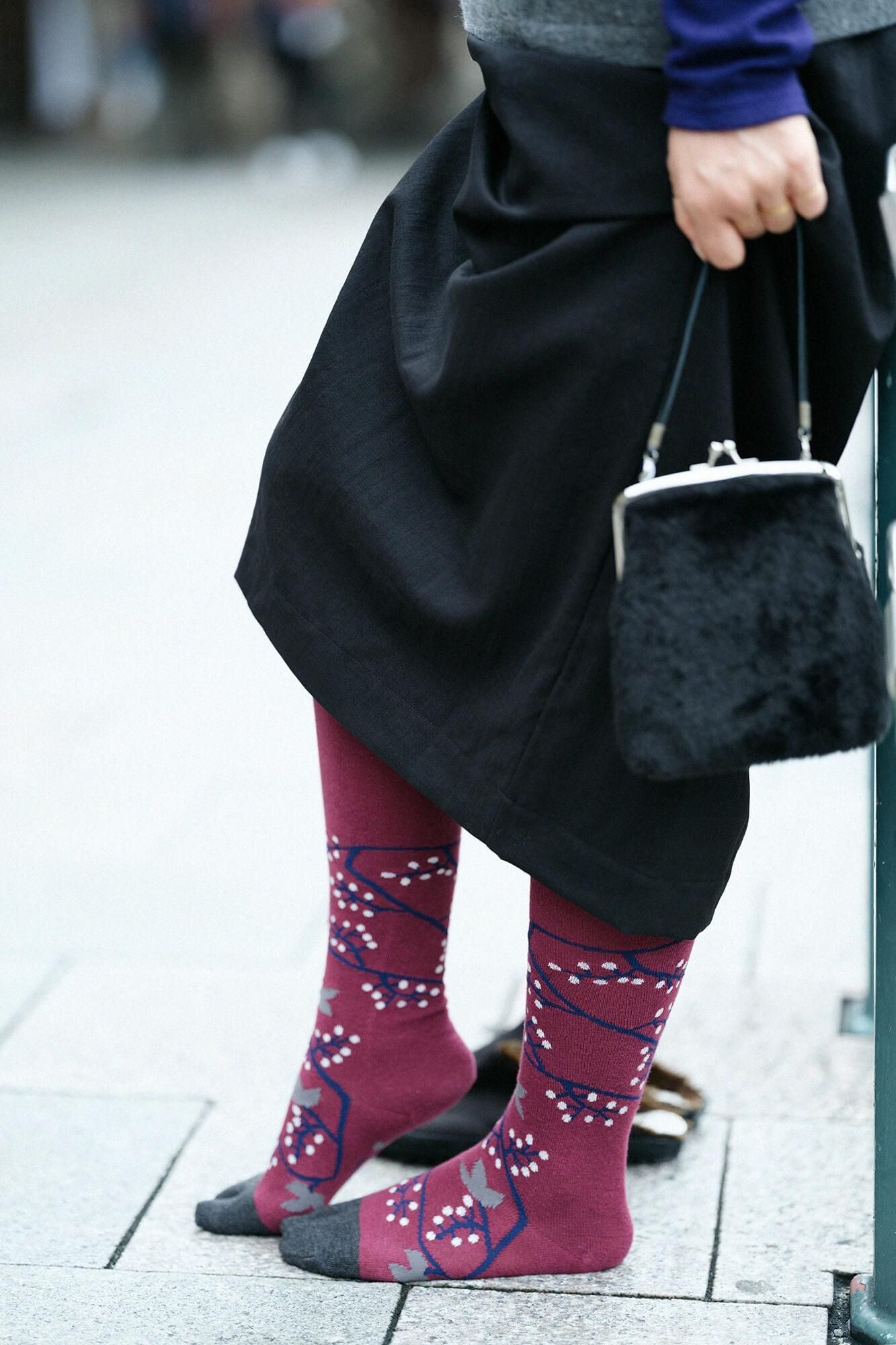 Collants Tabi chaussettes / fruits blancs, couleur grasse (enjiiro)