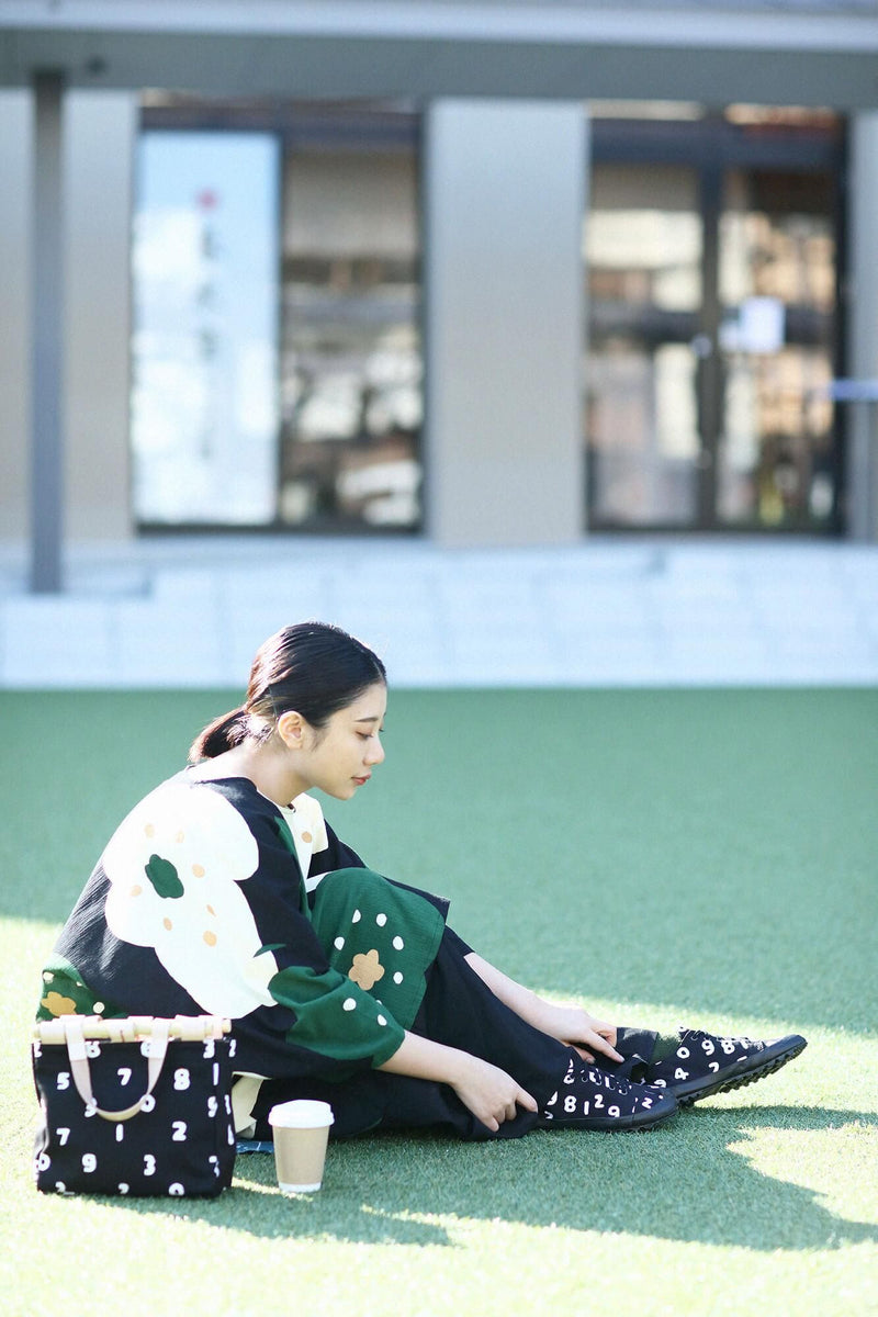 Split Toe Tabi Sneaker