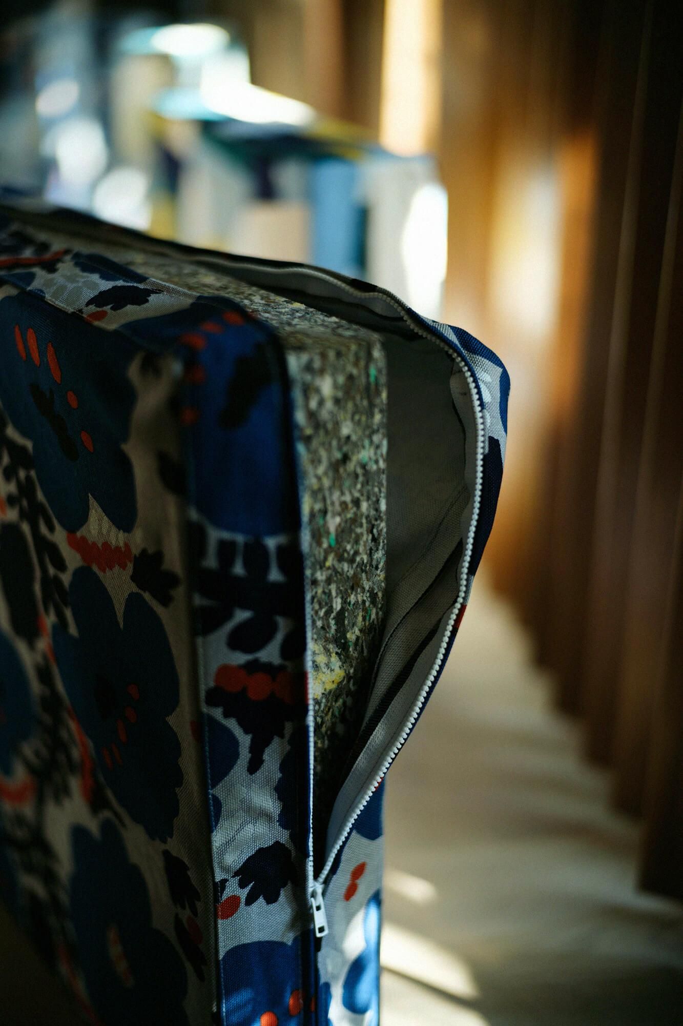 Box Cushion／Passion(affectionNe) [※DeliveryApproximately 3 weeks]