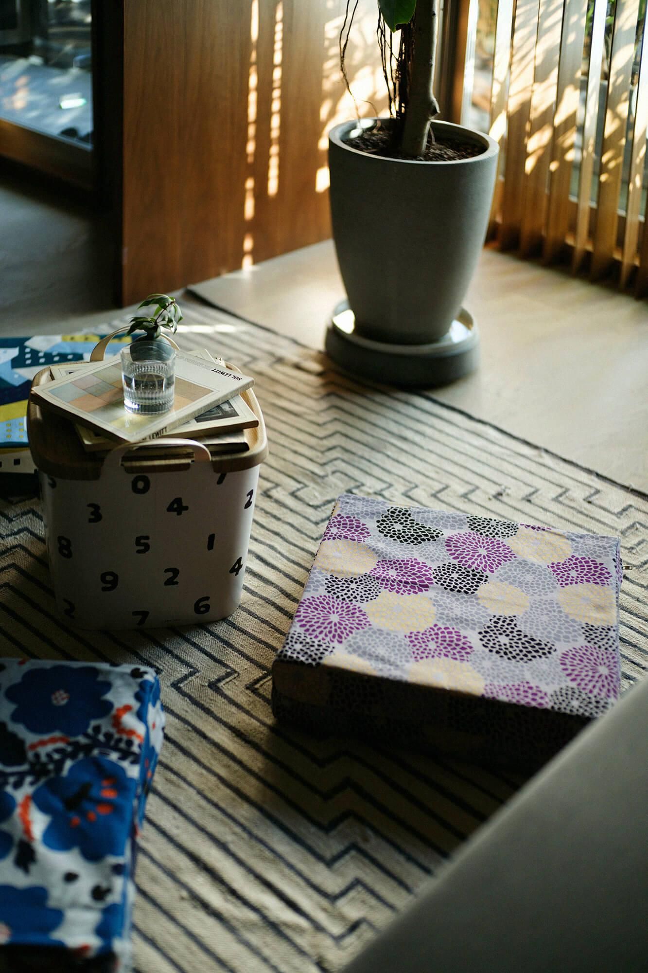 Box Cushion／Chrysanthemum Chongyang(butterflyYocormorant)【※DeliveryApproximately 3 weeks]