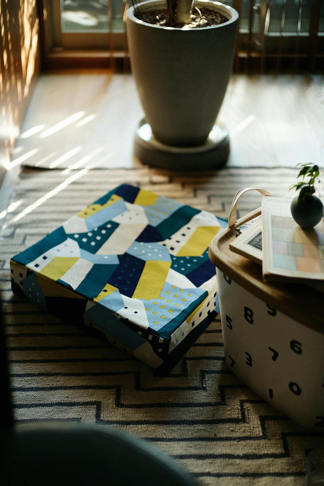 Box Cushion／Northern Countries Moonlight(Getsumei) [※DeliveryApproximately 3 weeks]