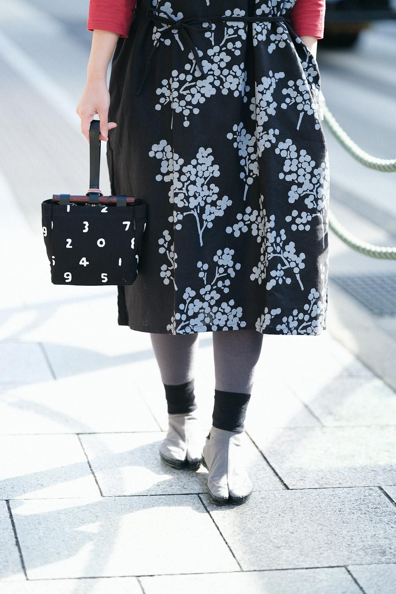 彩三寸 內搭褲／深灰色×黑色