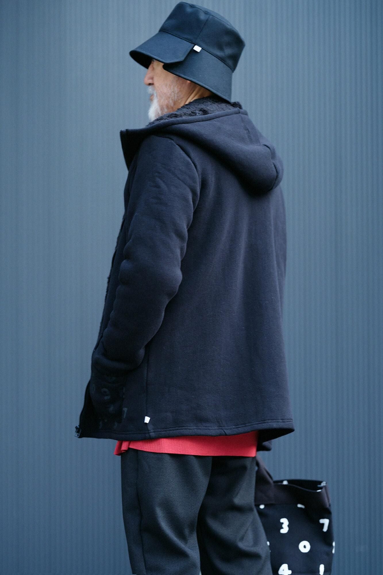 [nur Netz] Kapuzenpullover aus Boa-Strick auf der Rückseite/Schwarz