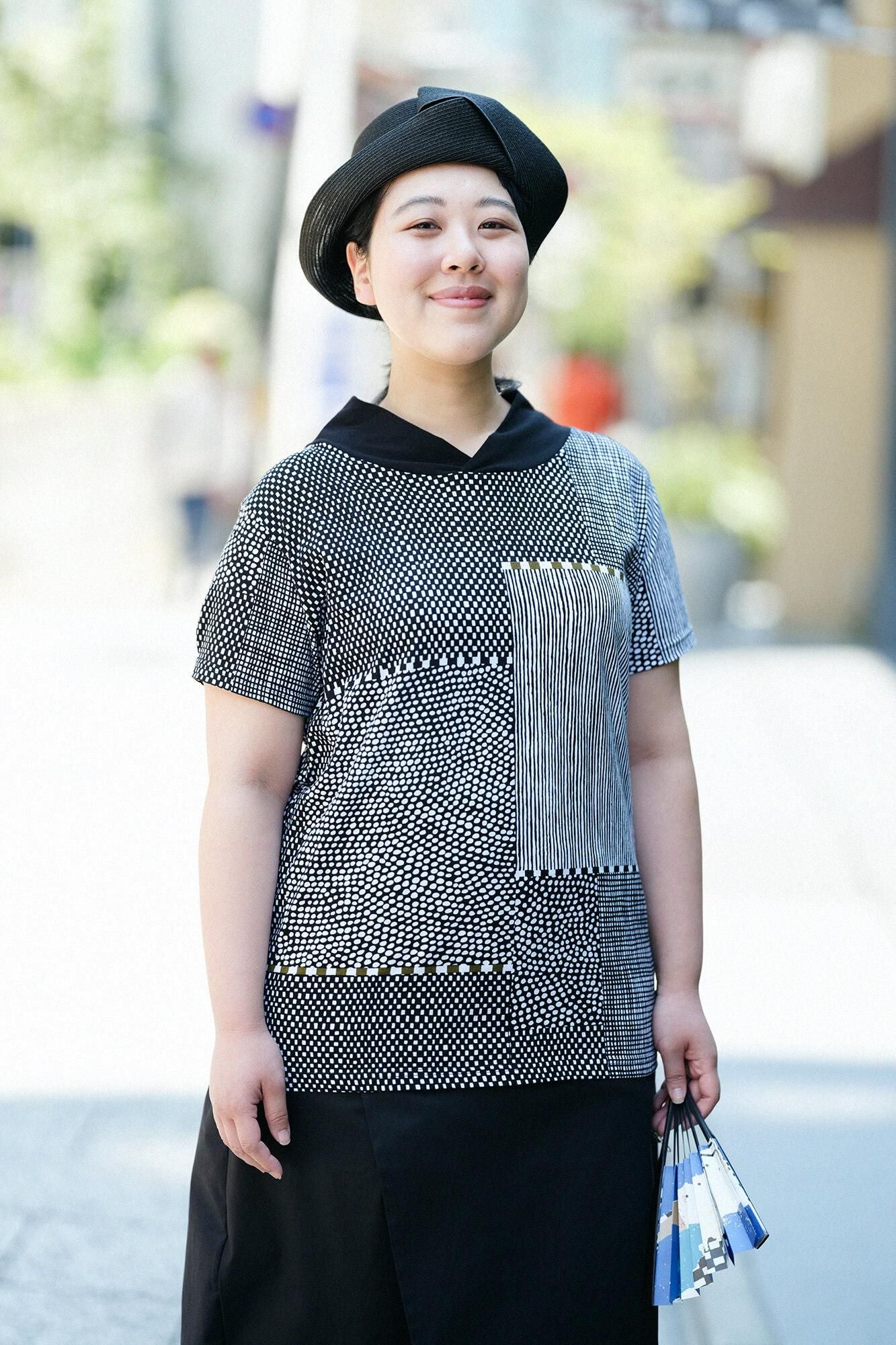 和服領短袖上衣／點線 墨黑色