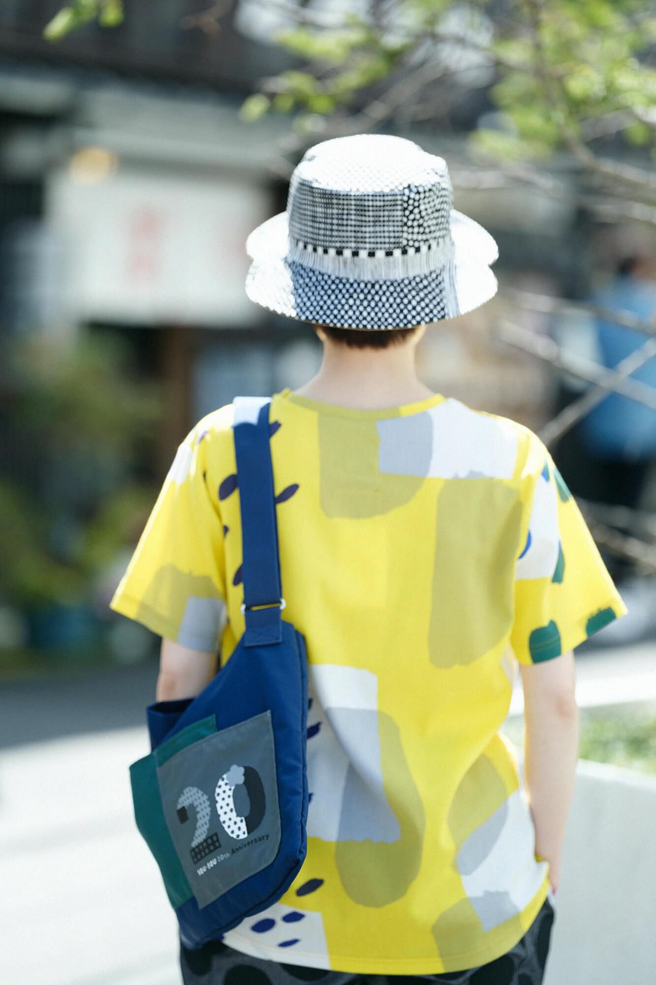 타카시마치지미 40/40 반팔T셔츠／골목