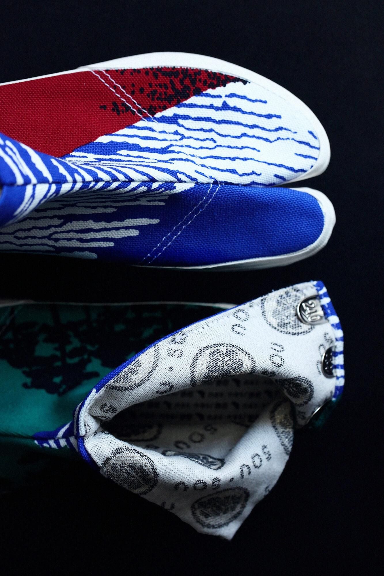 Split Toe Tabi Shoes / Red Fuji