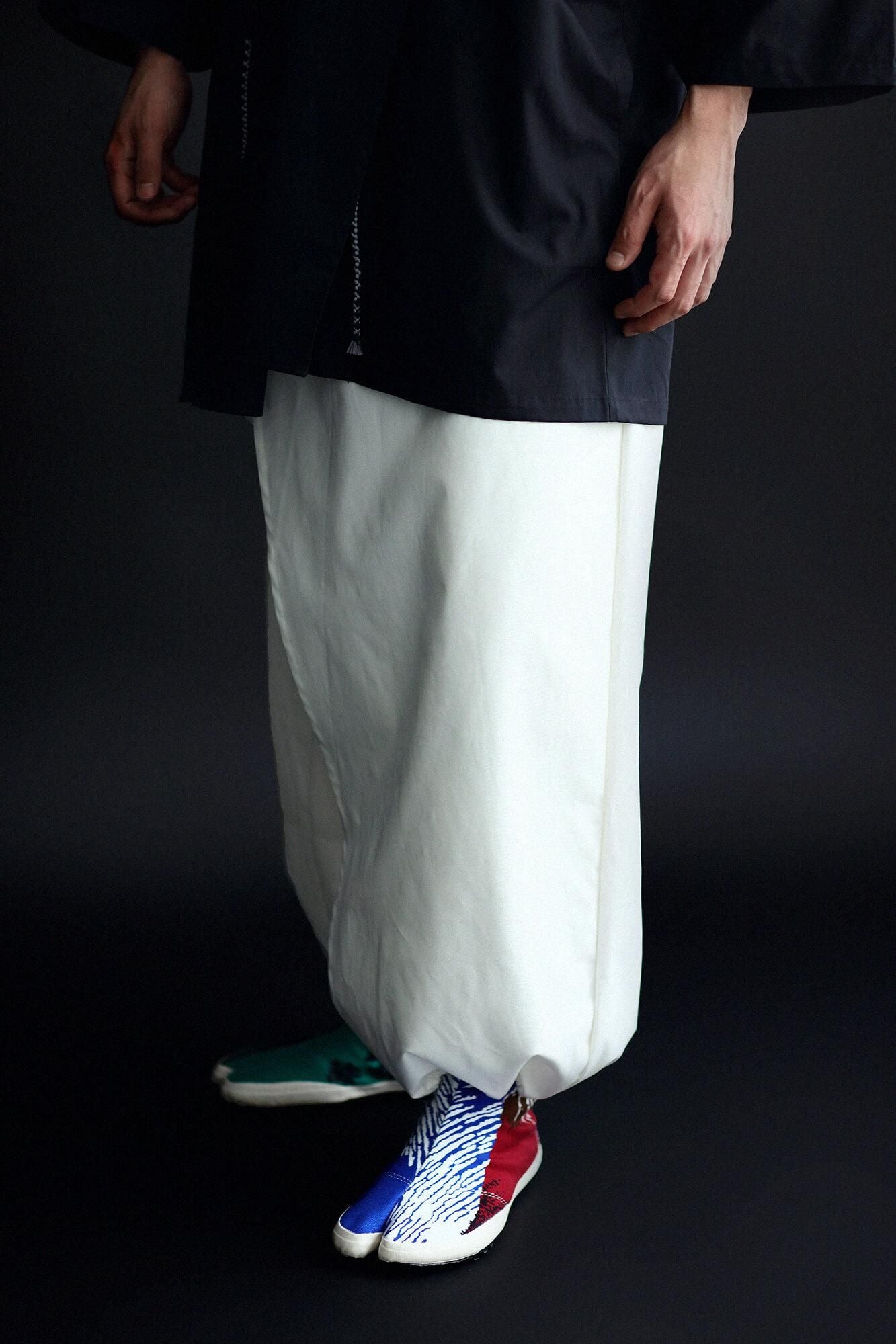 Split Toe Tabi Shoes / Red Fuji