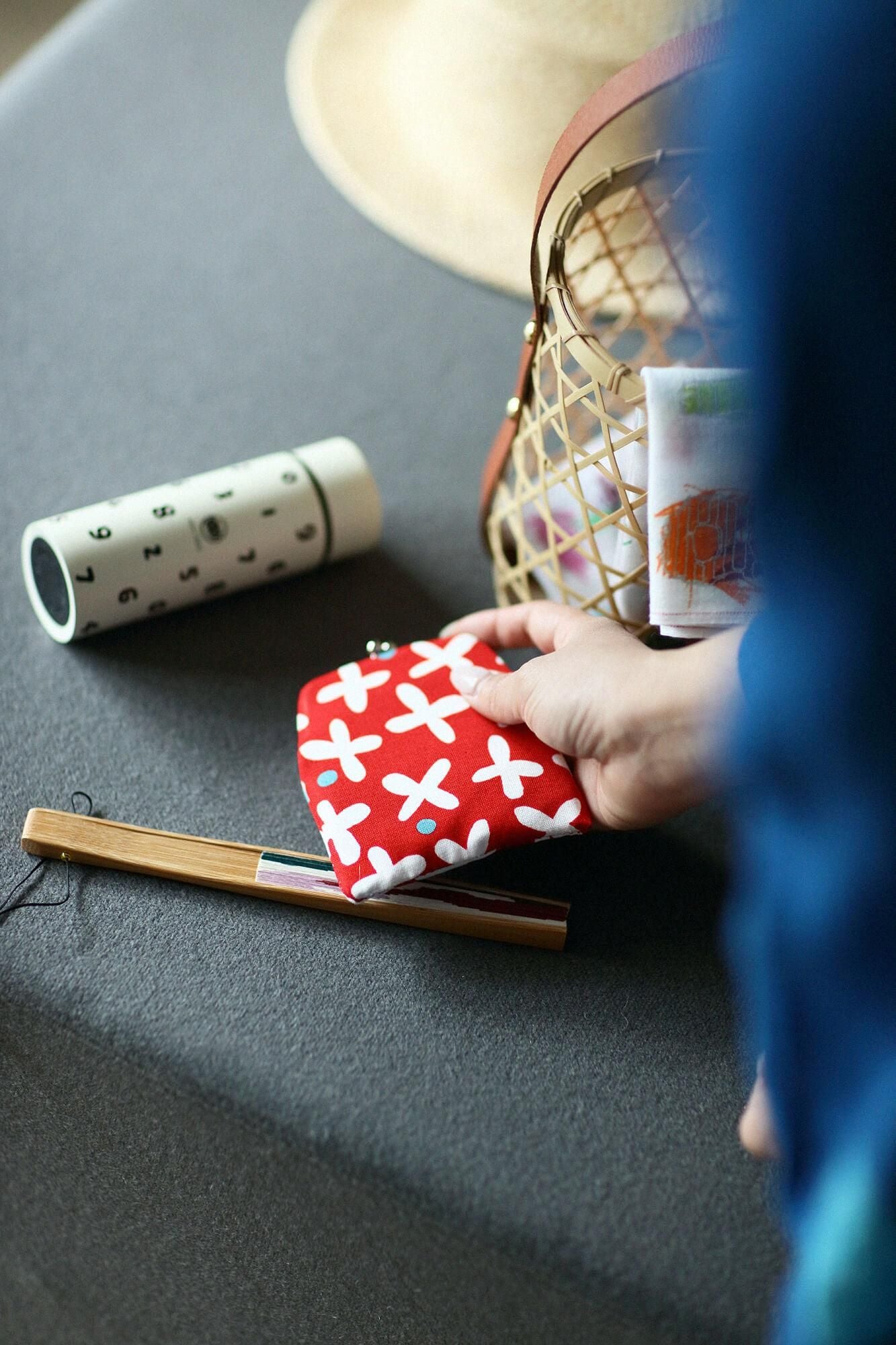 12號帆布 軟 迷你口金包/蘿蔔草