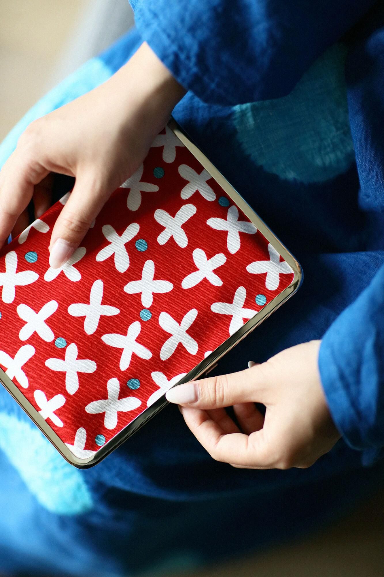 12號帆布 軟 文庫本口金包/蘿蔔草