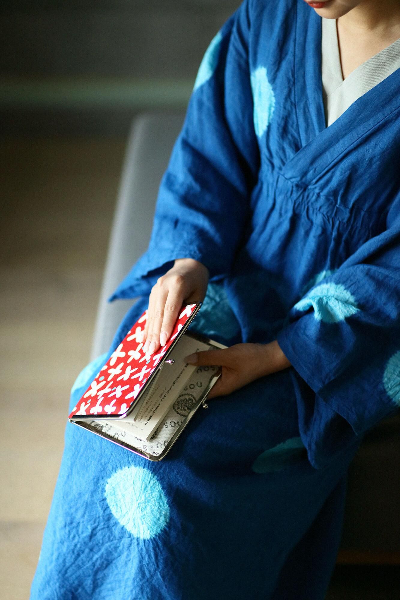 12號帆布 軟 文庫本口金包/蘿蔔草