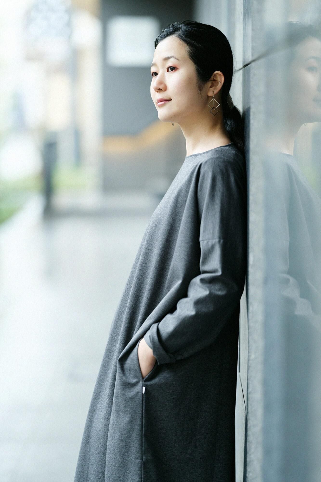 羅紋針織布 Royal Cool B.N. 長袖連衣裙／灰墨色