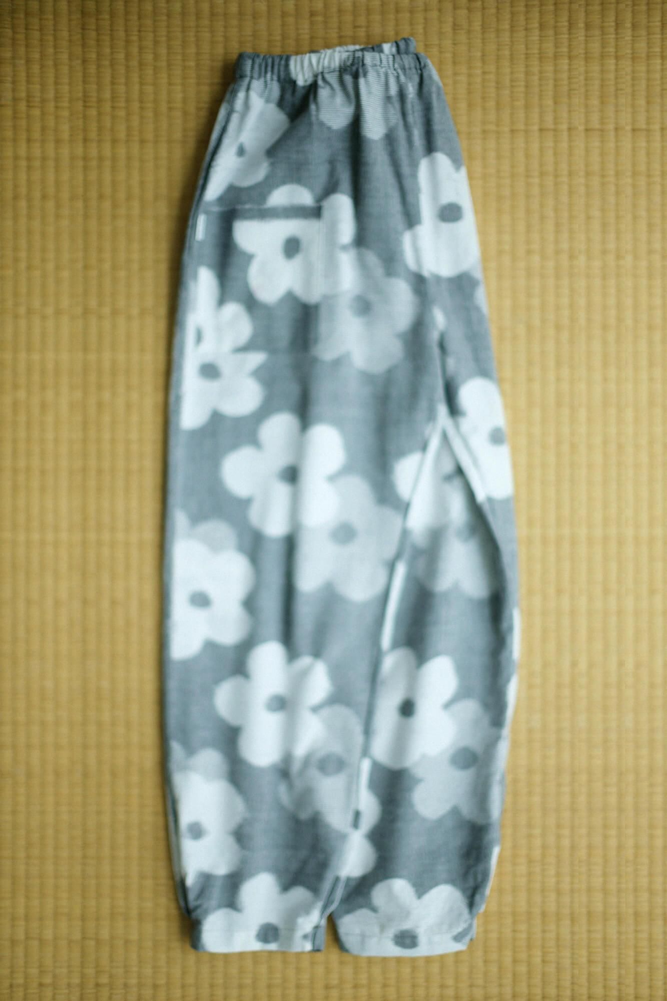 Kurume Kasuri Fold Monpe/Hanagasane Mokuhai