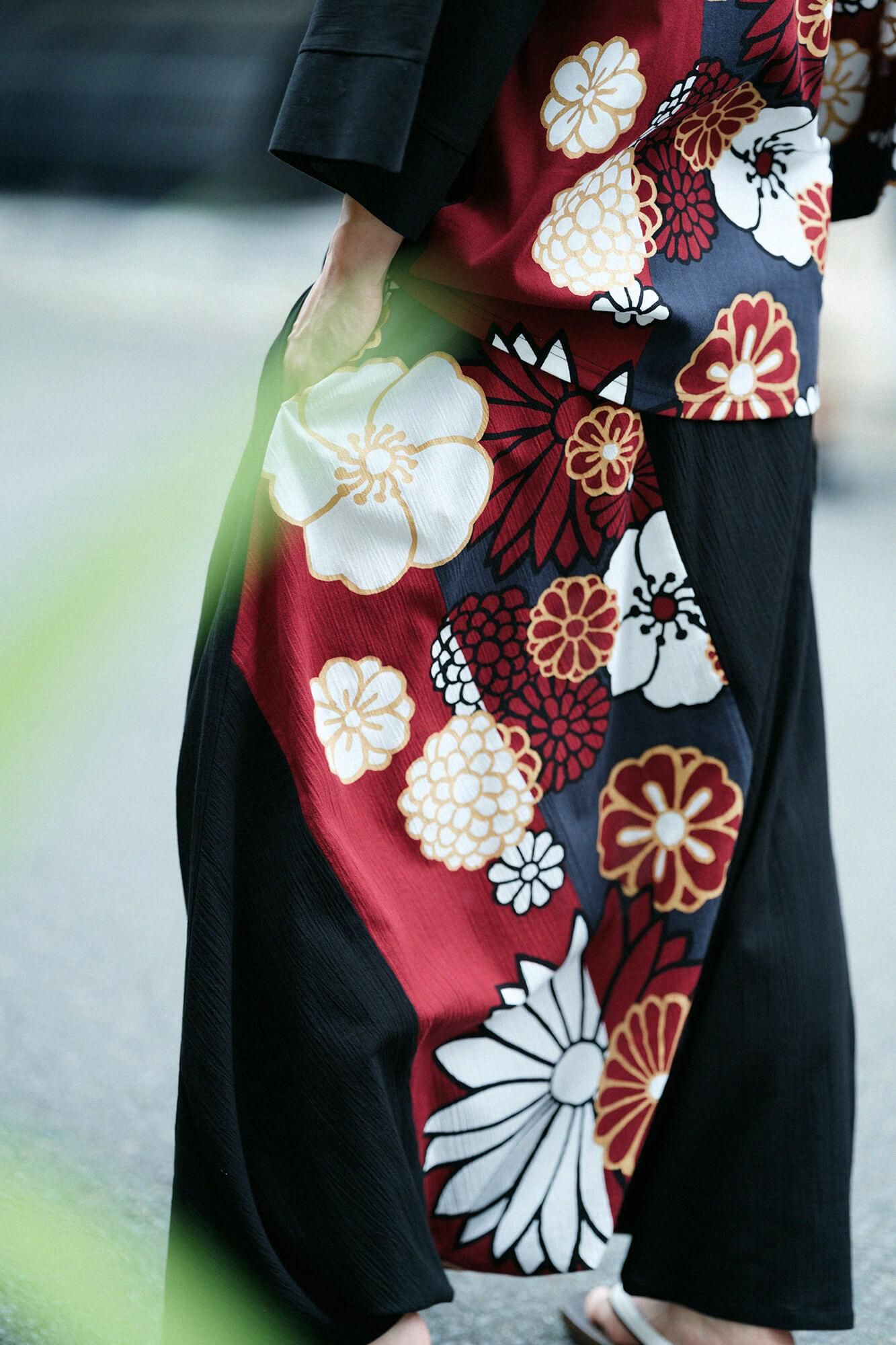 高島縮 20/20 富士（ふじ） 2.0／濡羽色（ぬればいろ）×金襴緞子（