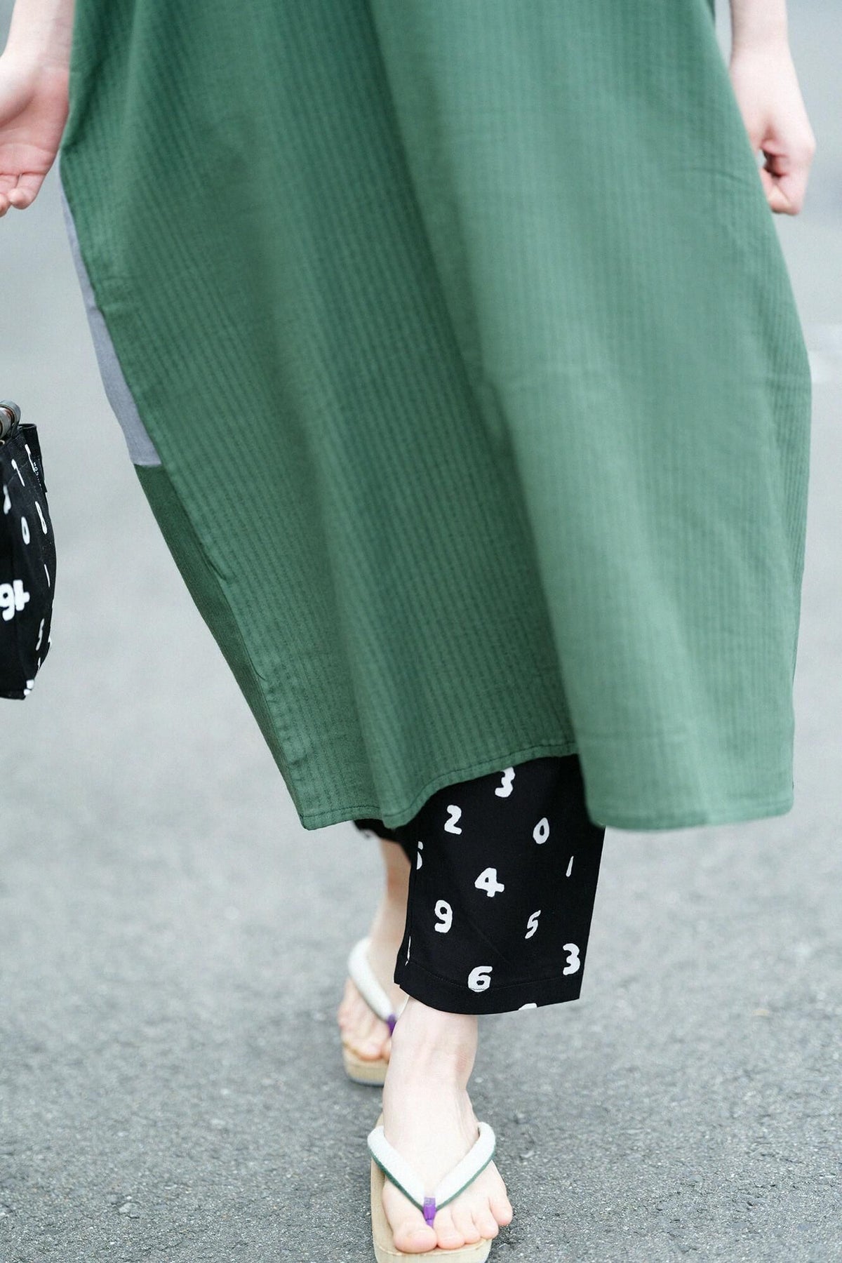 【Ships ard. 4/21】Chizimi Cotton 40/40 Skinny Pants / SO-SU-U Black