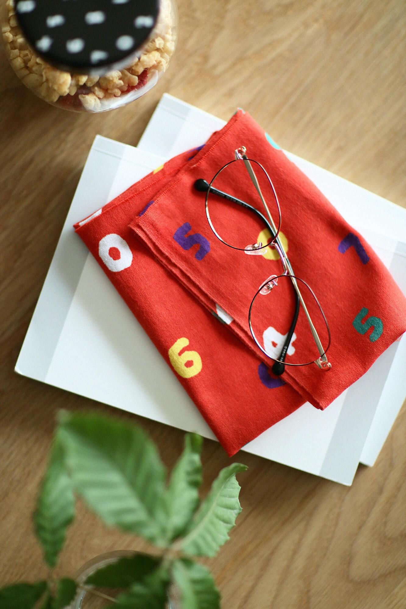 Isemomen Cotton Textile Handkerchief（Short）/ SO-SU-U Gogyo (Five Elements) Fire