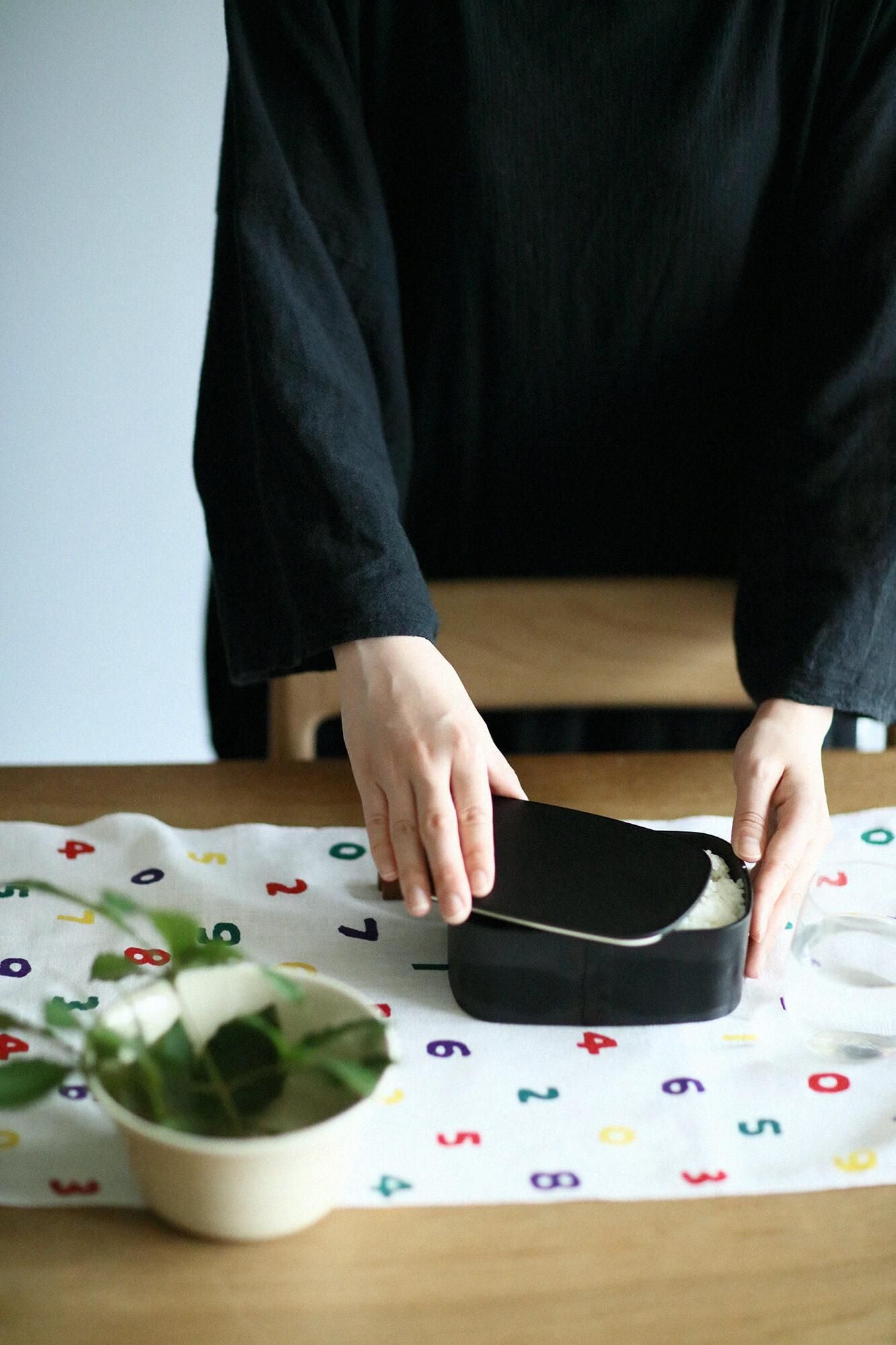 伊勢木綿 textile手ぬぐい／SO-SU-U 五行（ごぎょう） 金（きん）