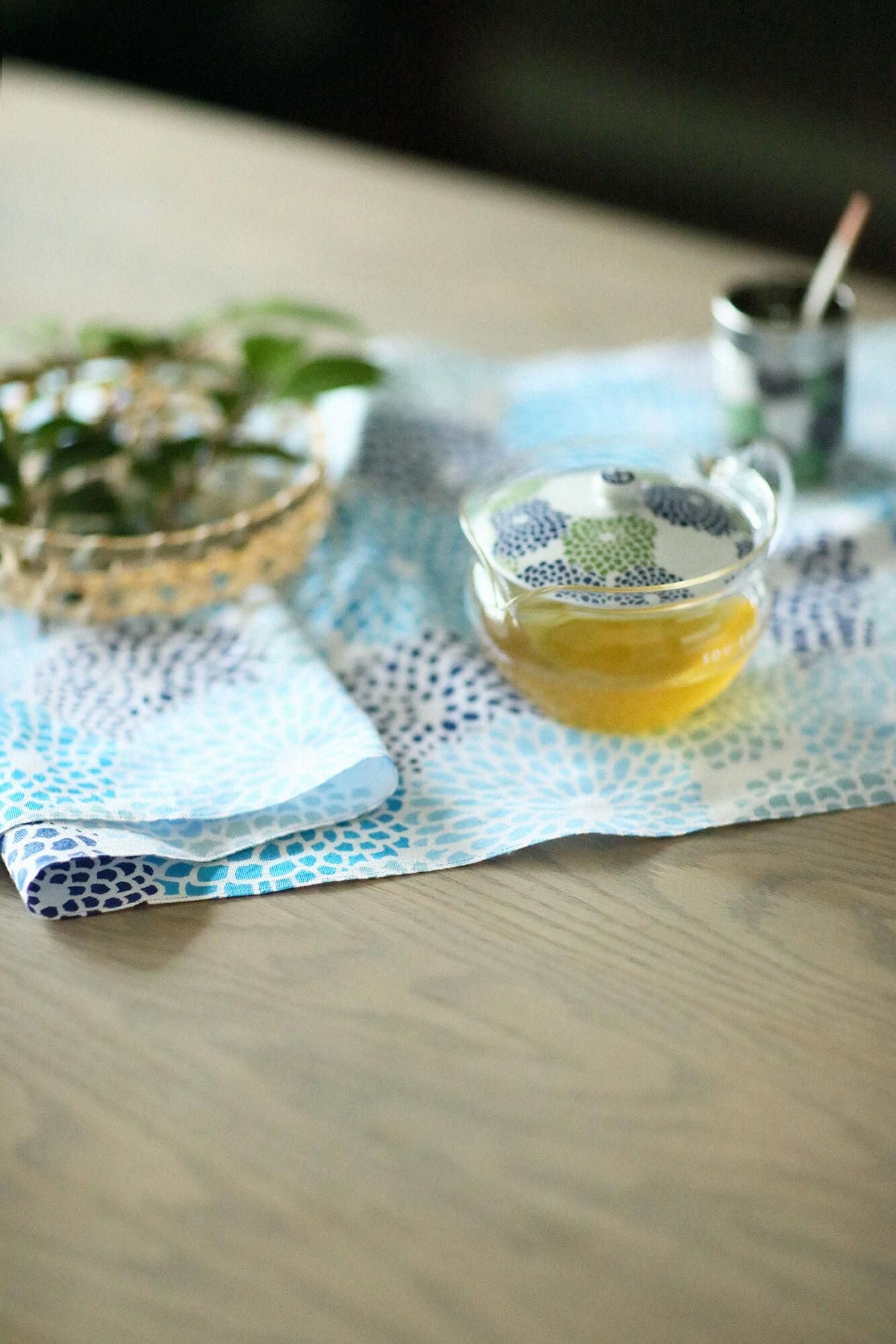 ISE Cotton Textile Tenugui / Chrysanthemum Skewer (Ryo)