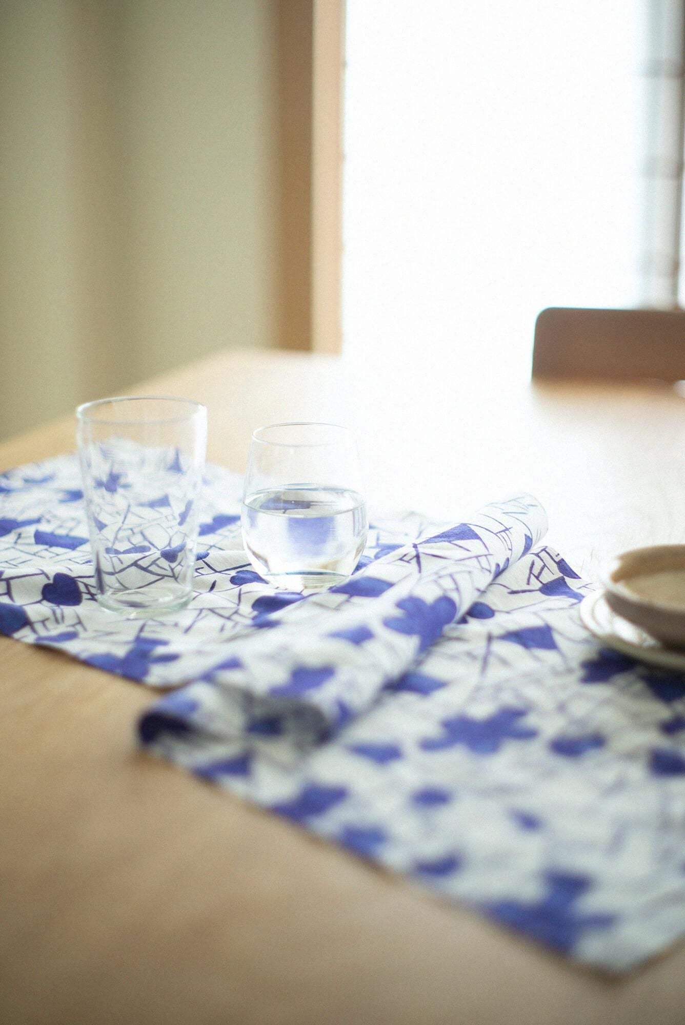 Isemomen Cotton Textile Handkerchief / Underglaze cobalt blue, Plum Blossoms and Cracked-ice - recreation