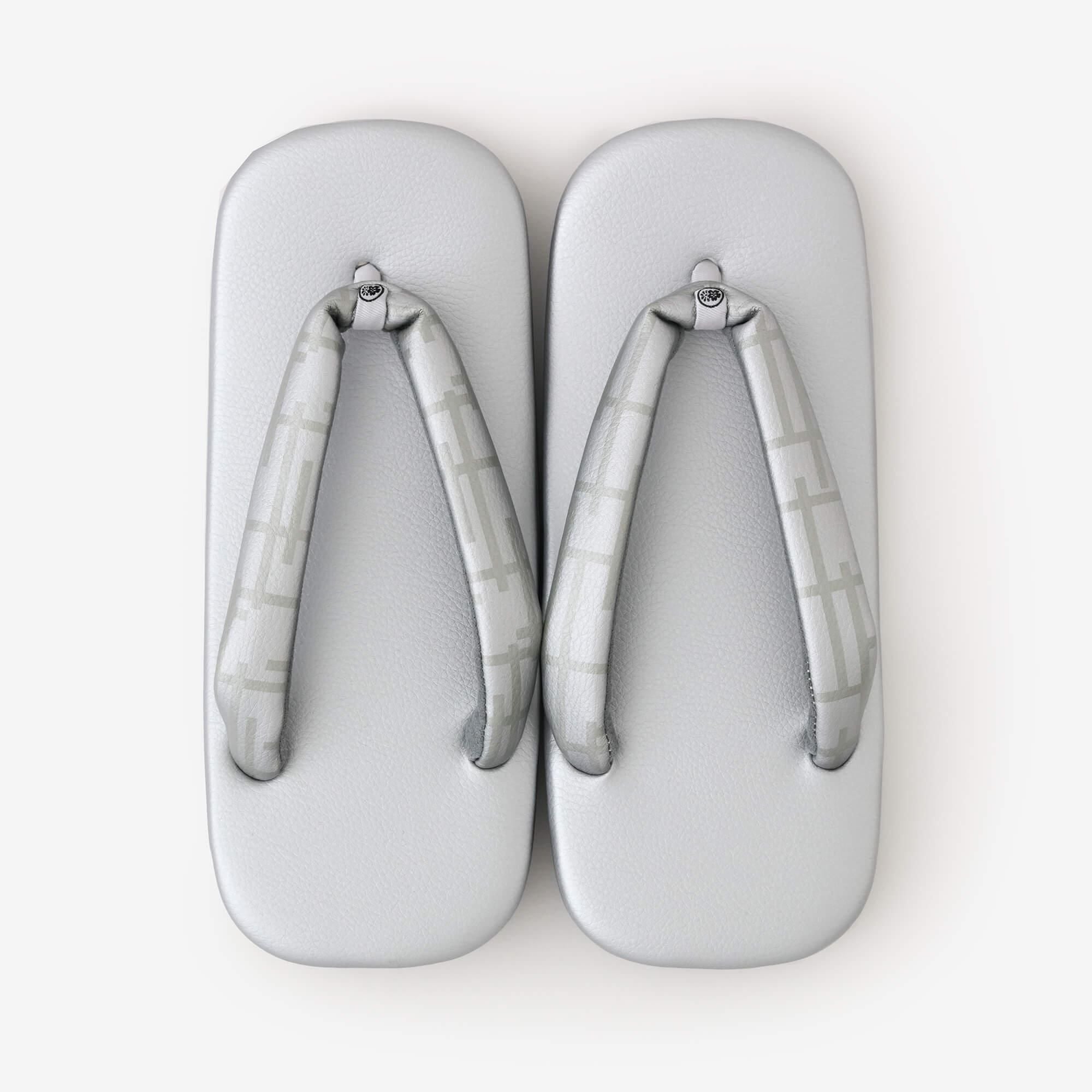 Nishijin Sandals / Fence Smoked Silver