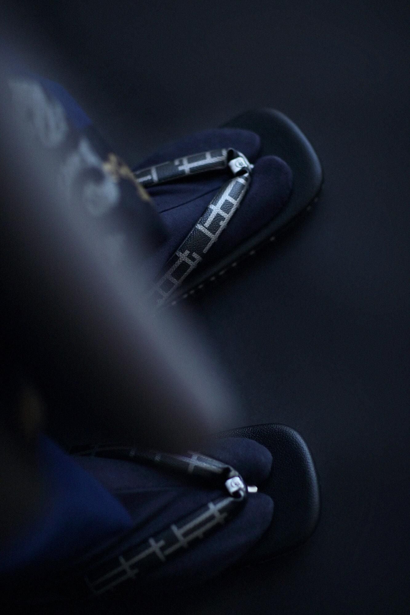 Nishijin Zori / San（San）湿羽毛（SMACK）