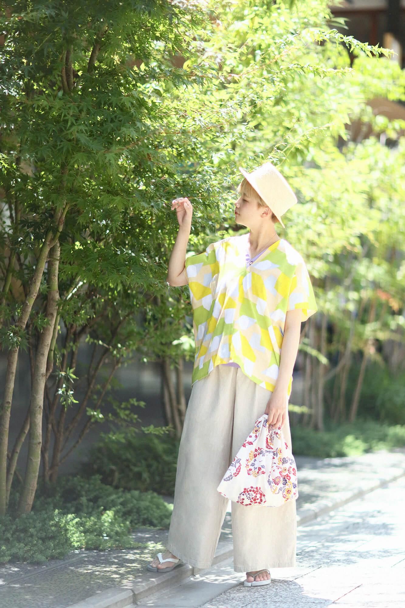 用手出售的纺织品（ISE棉花tenugui） / hanamaru图案（Hanamarumonyo）<50cm>