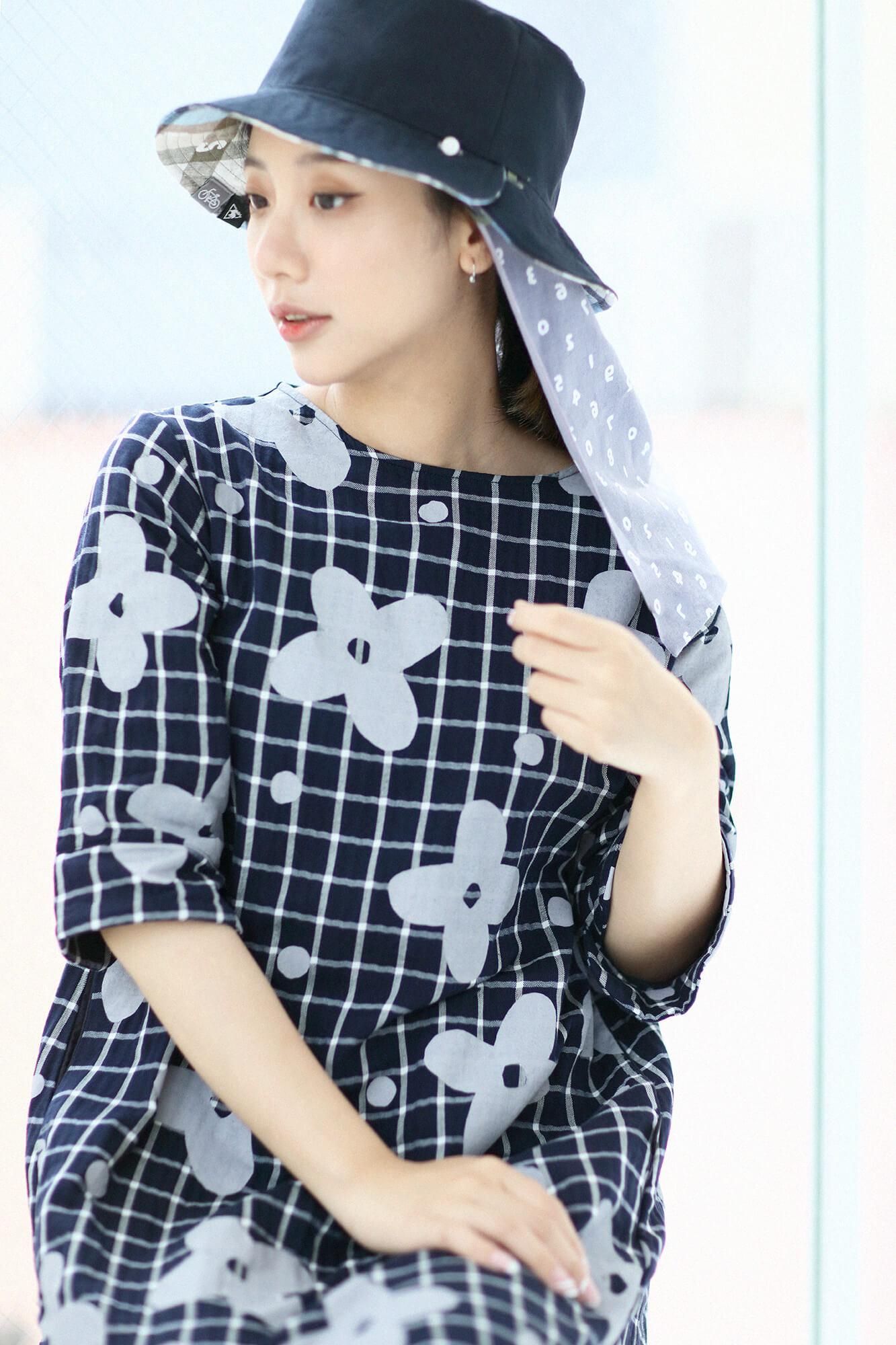 B. h 햇빛/콩SO-SU-U 연한 회색