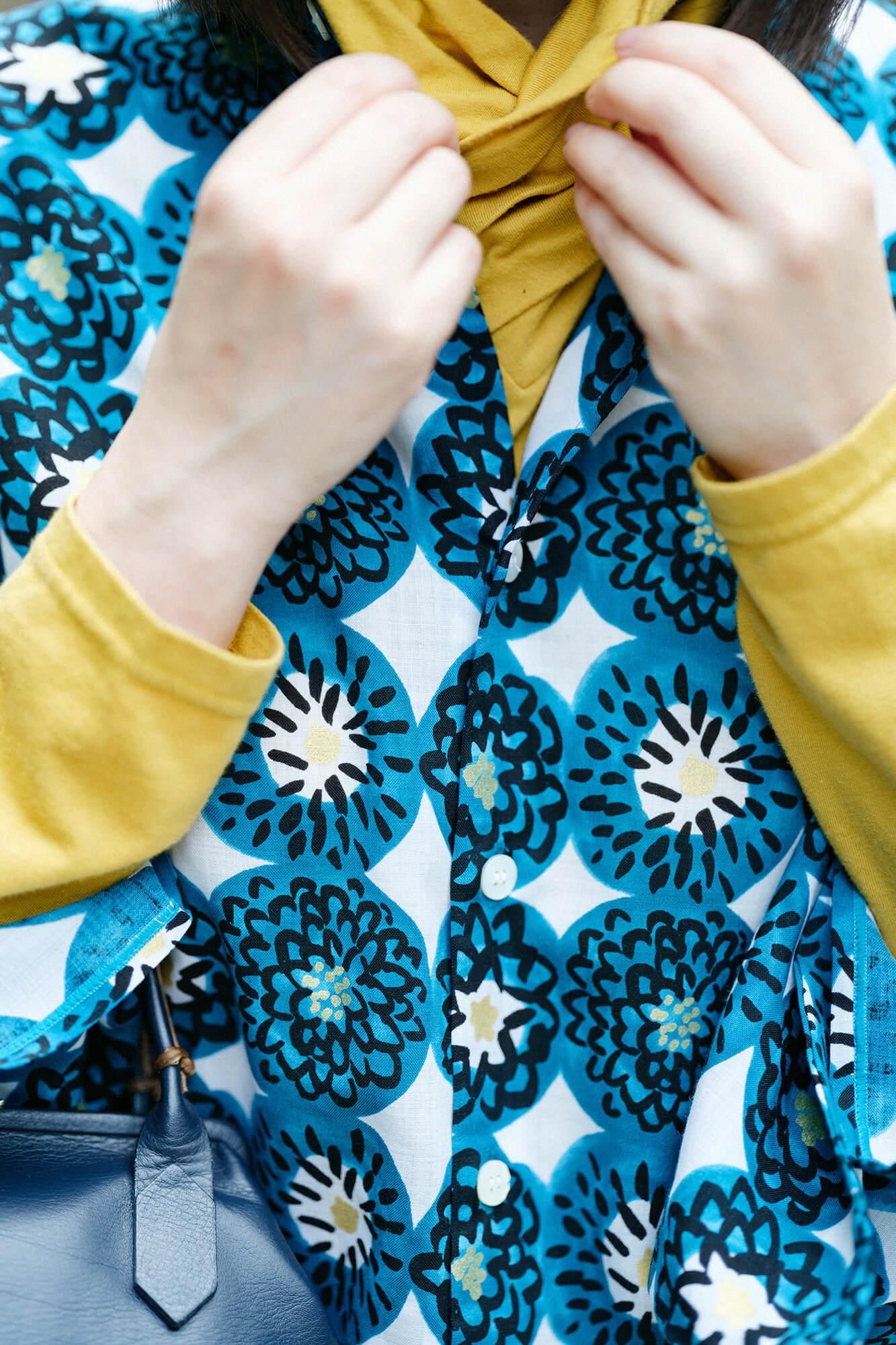 Muslin Wool Kimono Sleeve Blouse / Winter Chrysanthemum