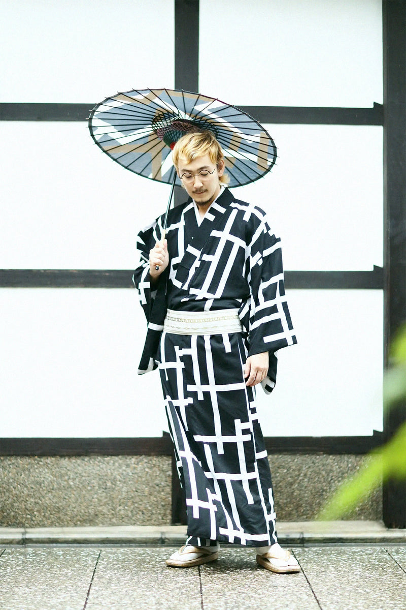 Kimono aus Musselin/Kammgarn