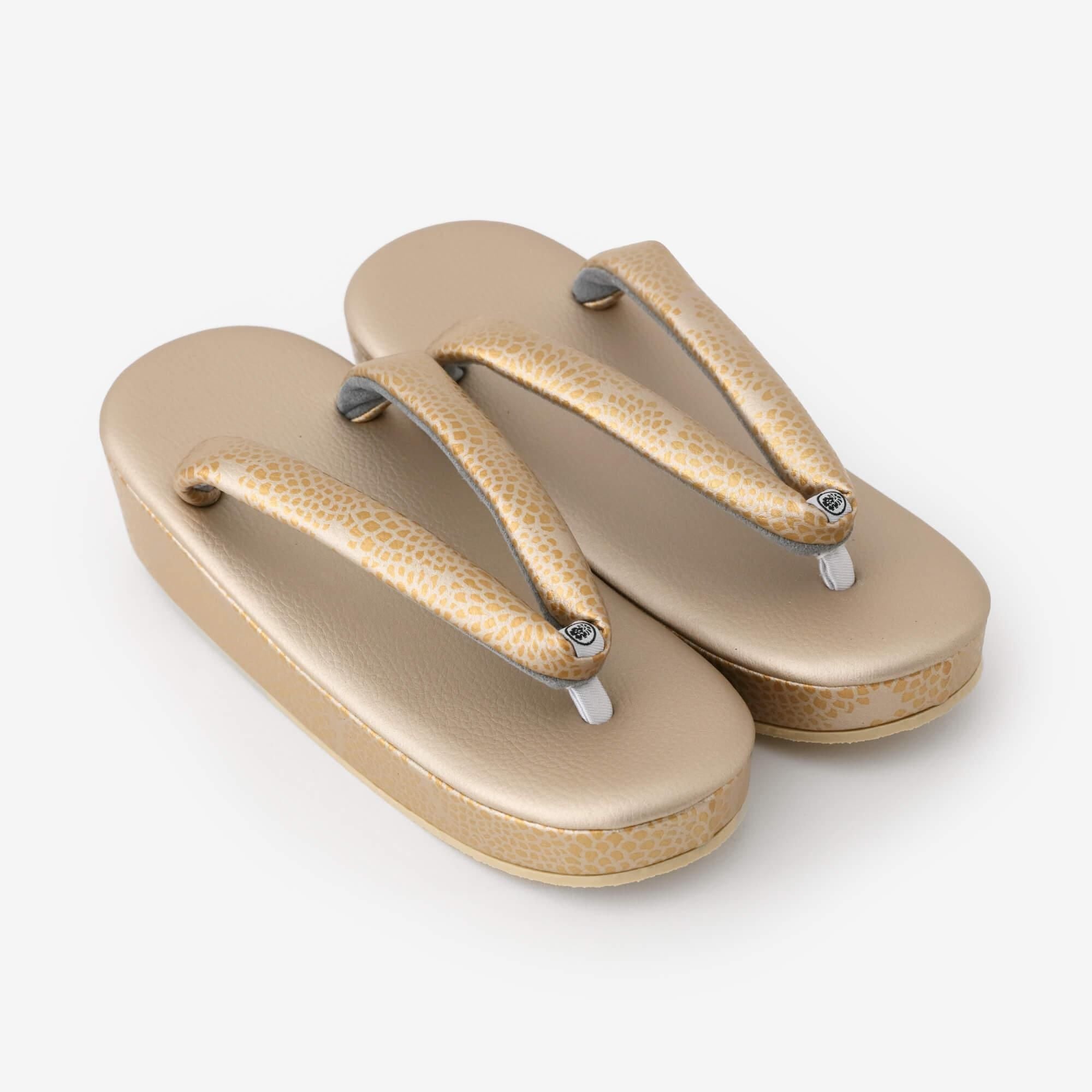 SOU・SOU 新品 西陣草履 菊づくし 黒鉛（くろなまり）M 西陣草履（にしじんぞうり）／菊づくし 濡羽色（ぬればいろ